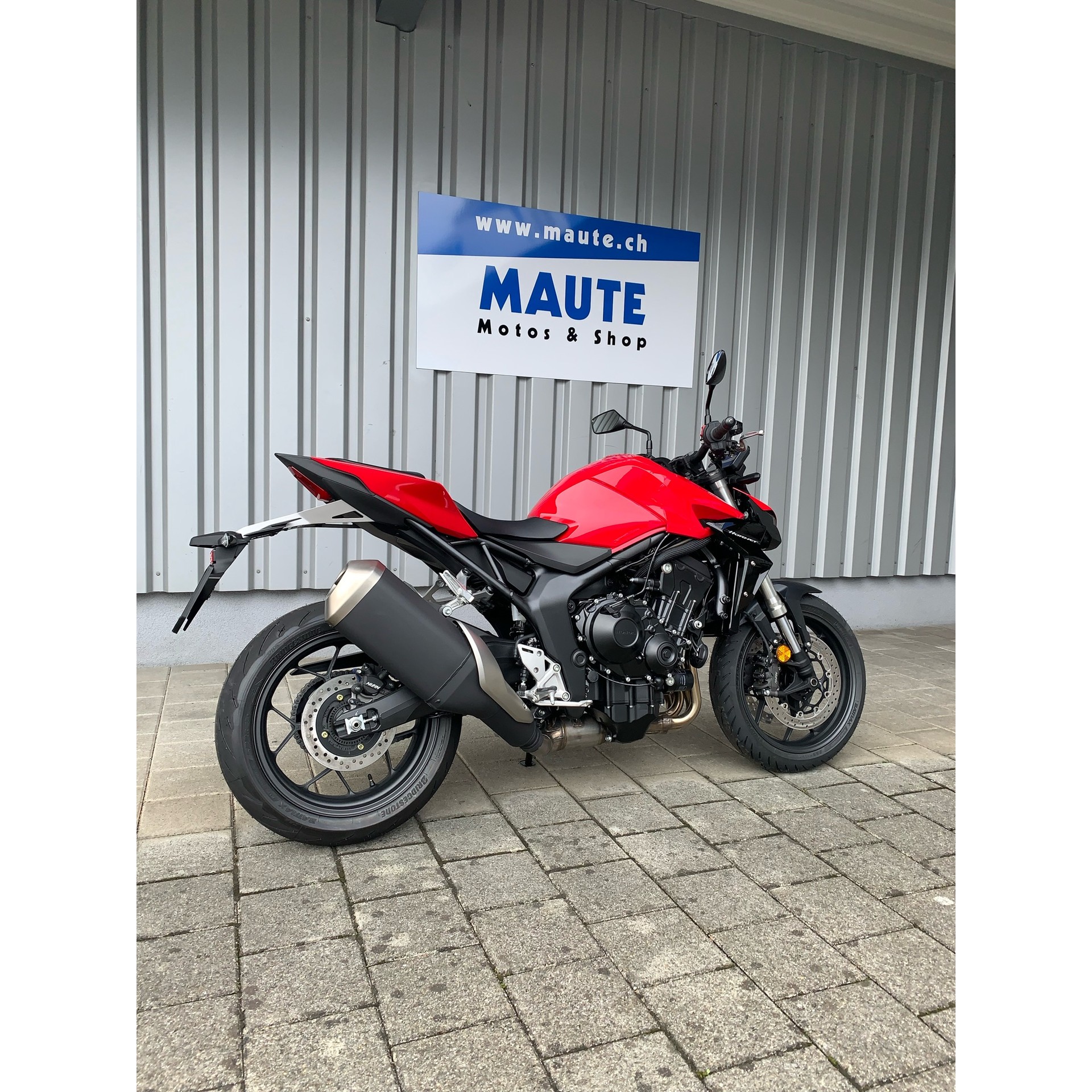 HONDA CB 1000 Hornet-image-1