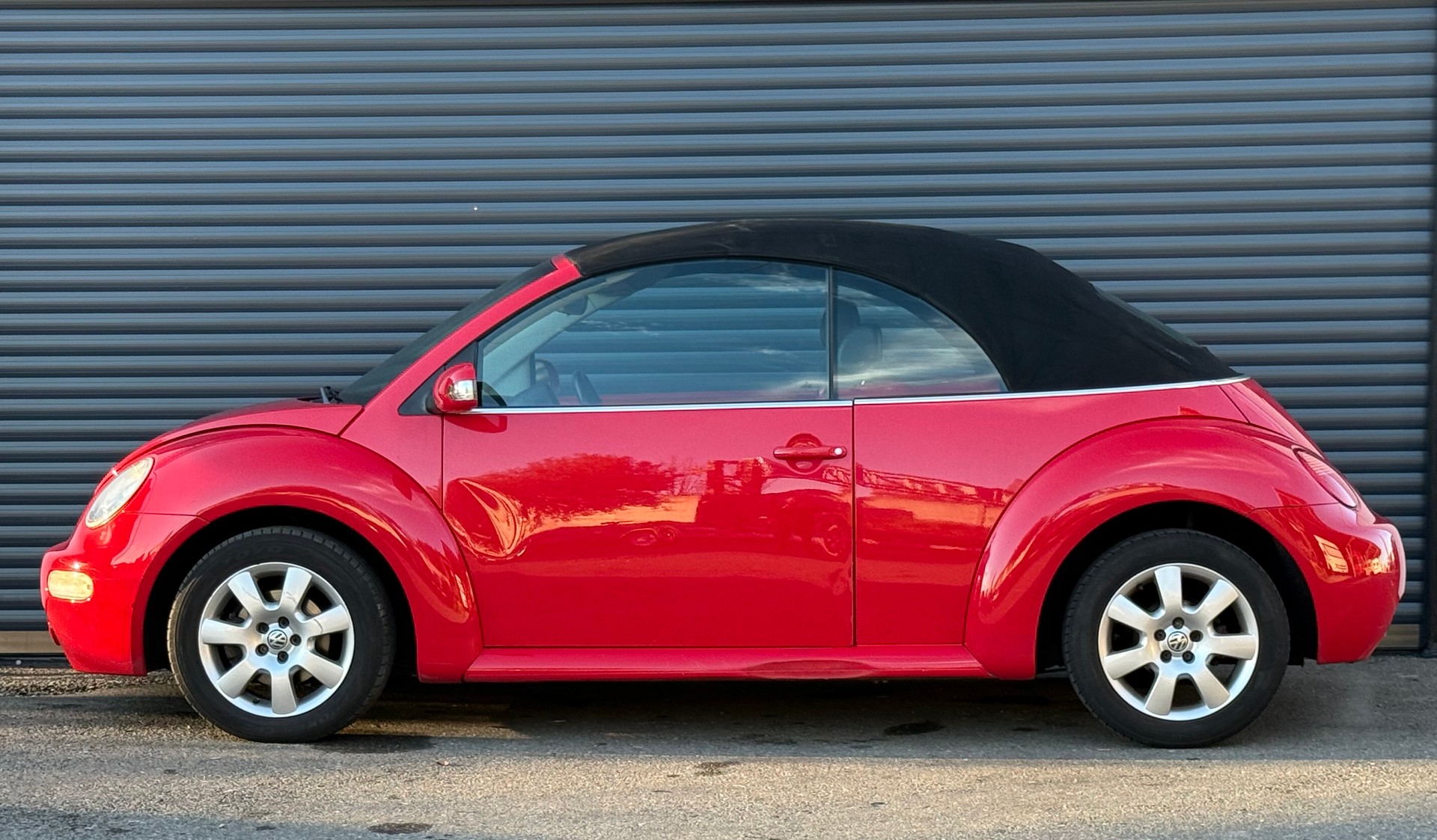 VW Beetle Cabrio 1.6 Frisch ab MFK-image-8