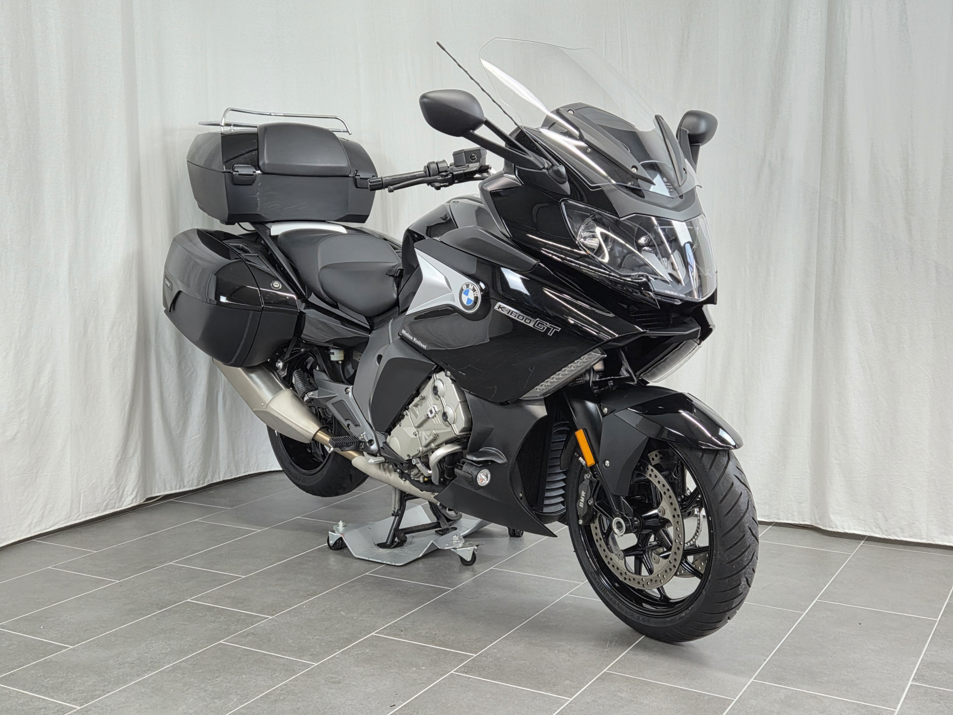 BMW K 1600 GT-image-1