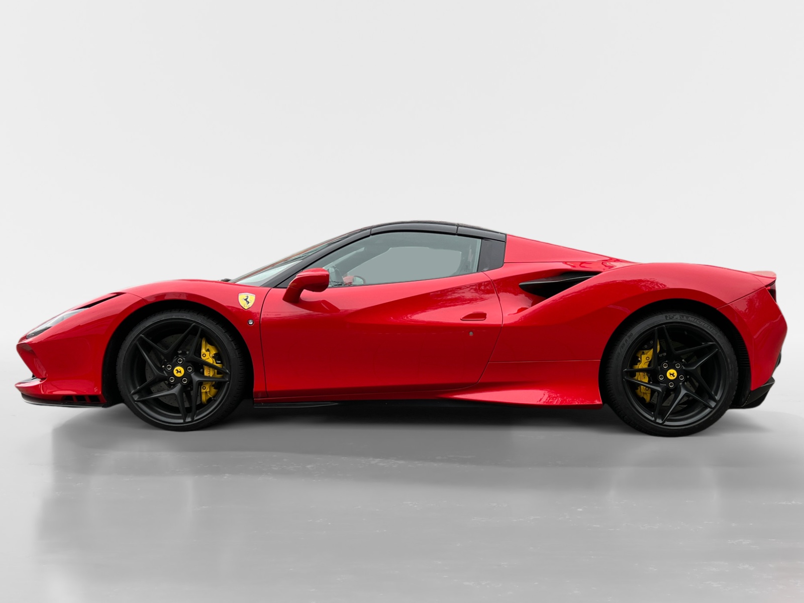 FERRARI F8 Spider-image-1