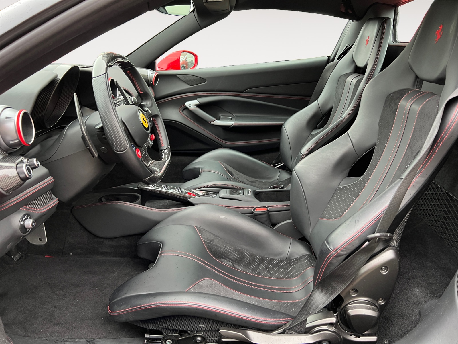 FERRARI F8 Spider-image-7