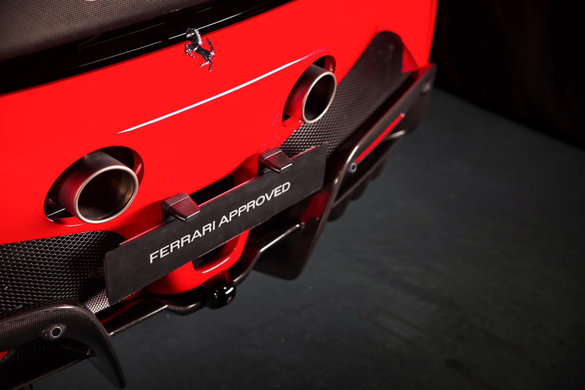 FERRARI SF90 Stradale Assetto Fiorano Paket-image-9