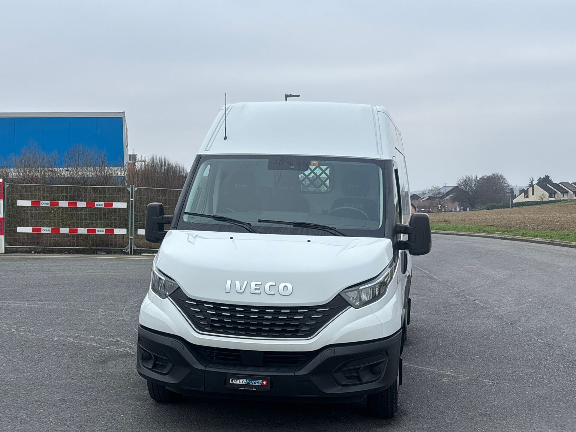 IVECO 35 S 16 A8 V-image-18