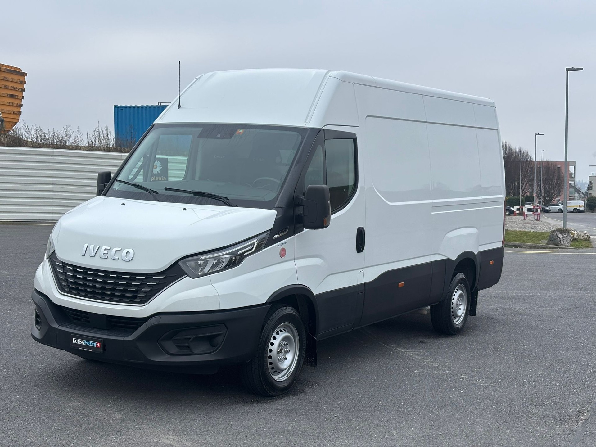 IVECO 35 S 16 A8 V-image-15
