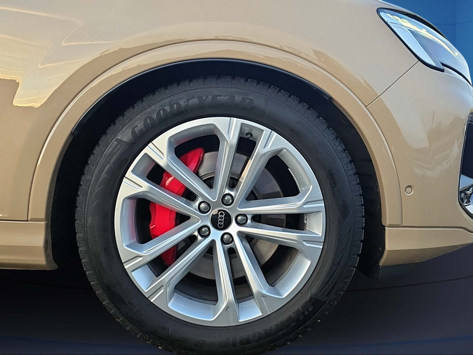 AUDI Q7 50 TDI quattro S Line tiptronic-image-7