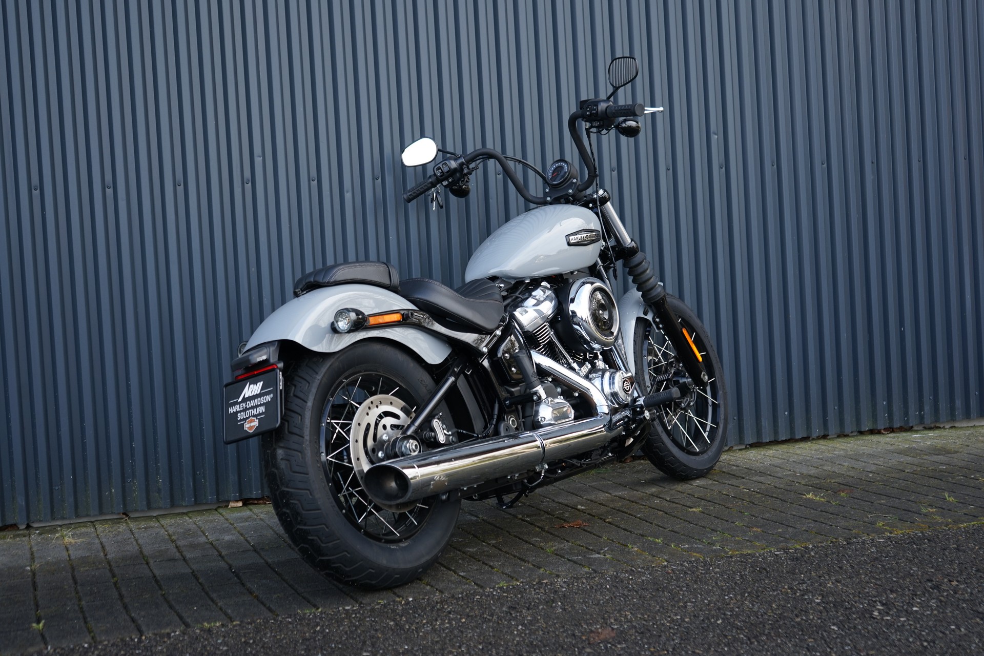 HARLEY-DAVIDSON FXBB Street Bob 117-showroom-element-3