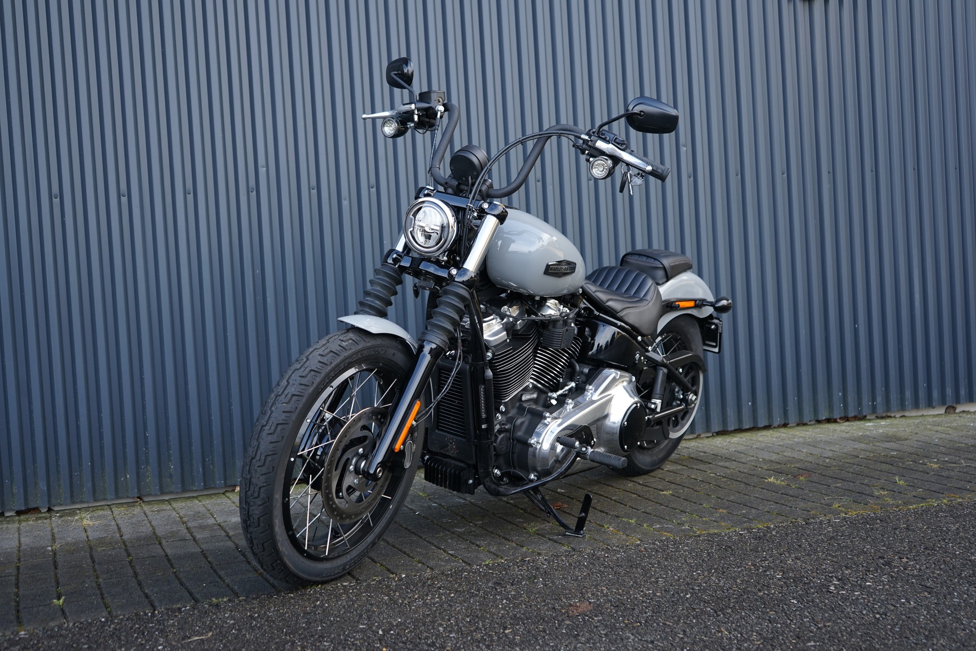 HARLEY-DAVIDSON FXBB Street Bob 117-showroom-element-2