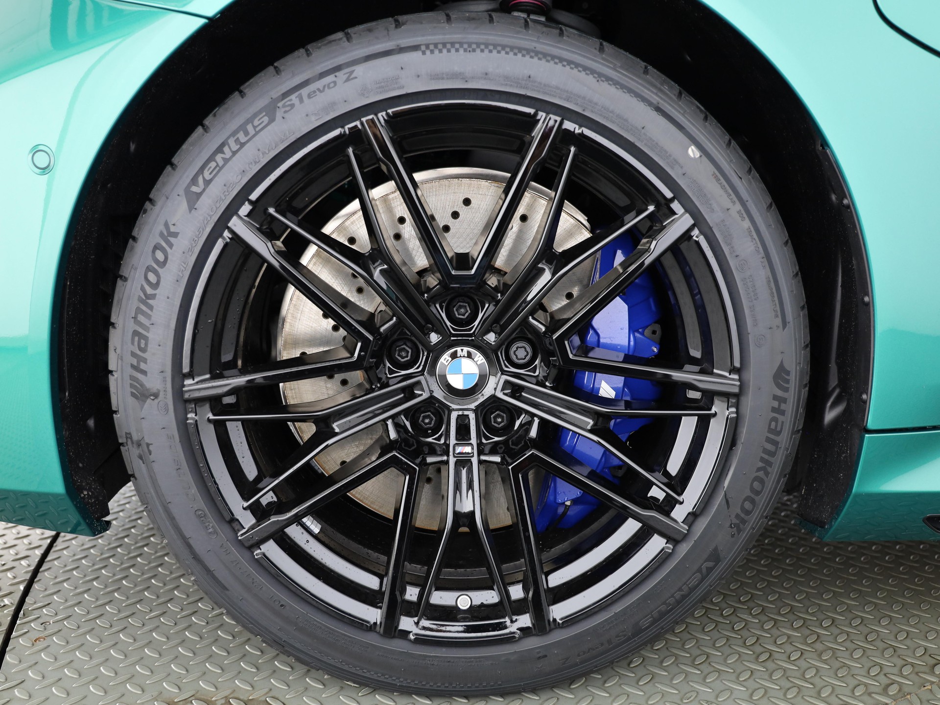 BMW M5 xDrive Touring-image-21