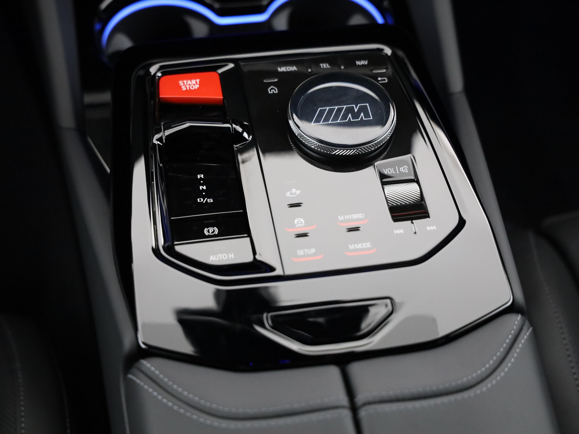BMW M5 xDrive Touring-image-17