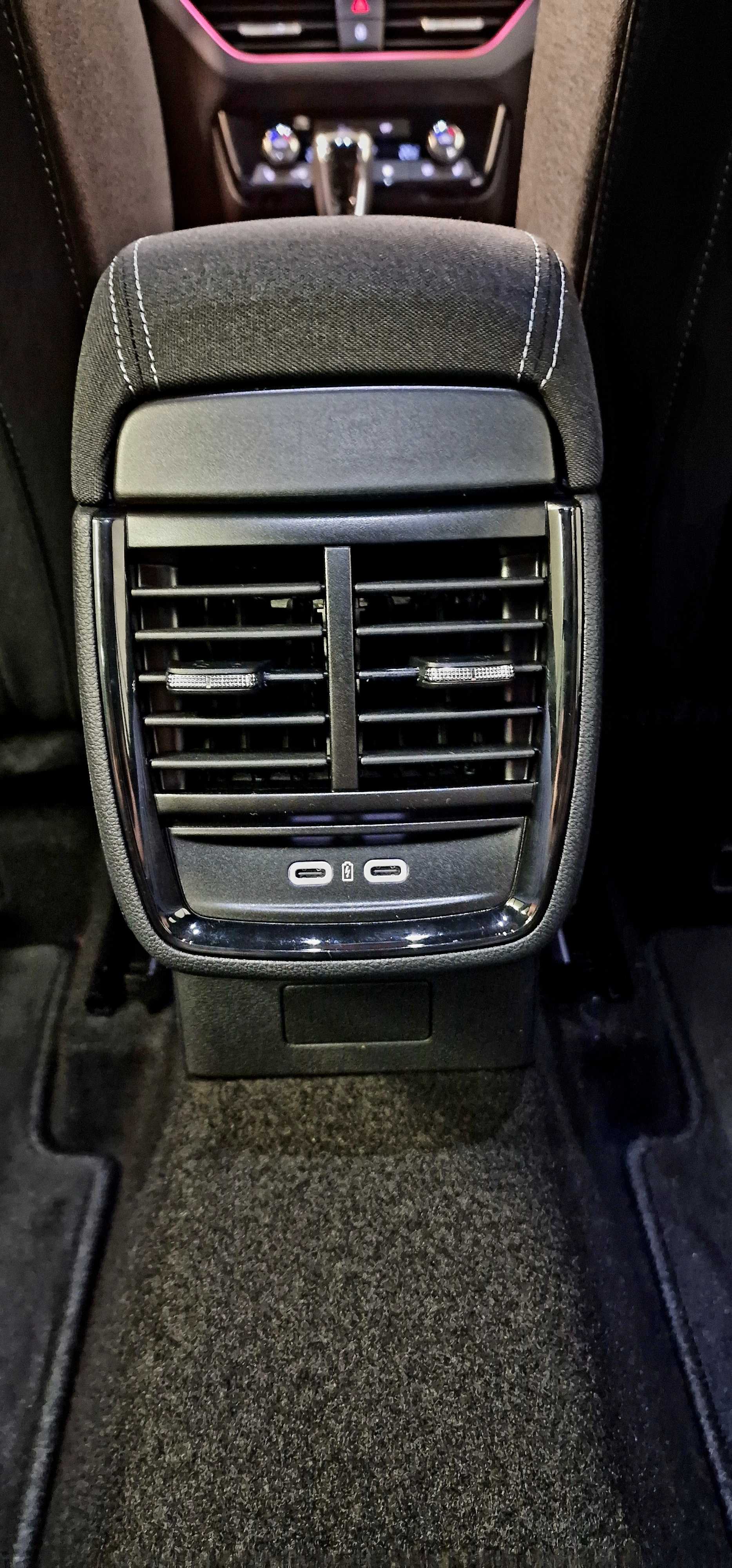 SKODA Kamiq 1.0 TSI Dynamic DSG-image-13