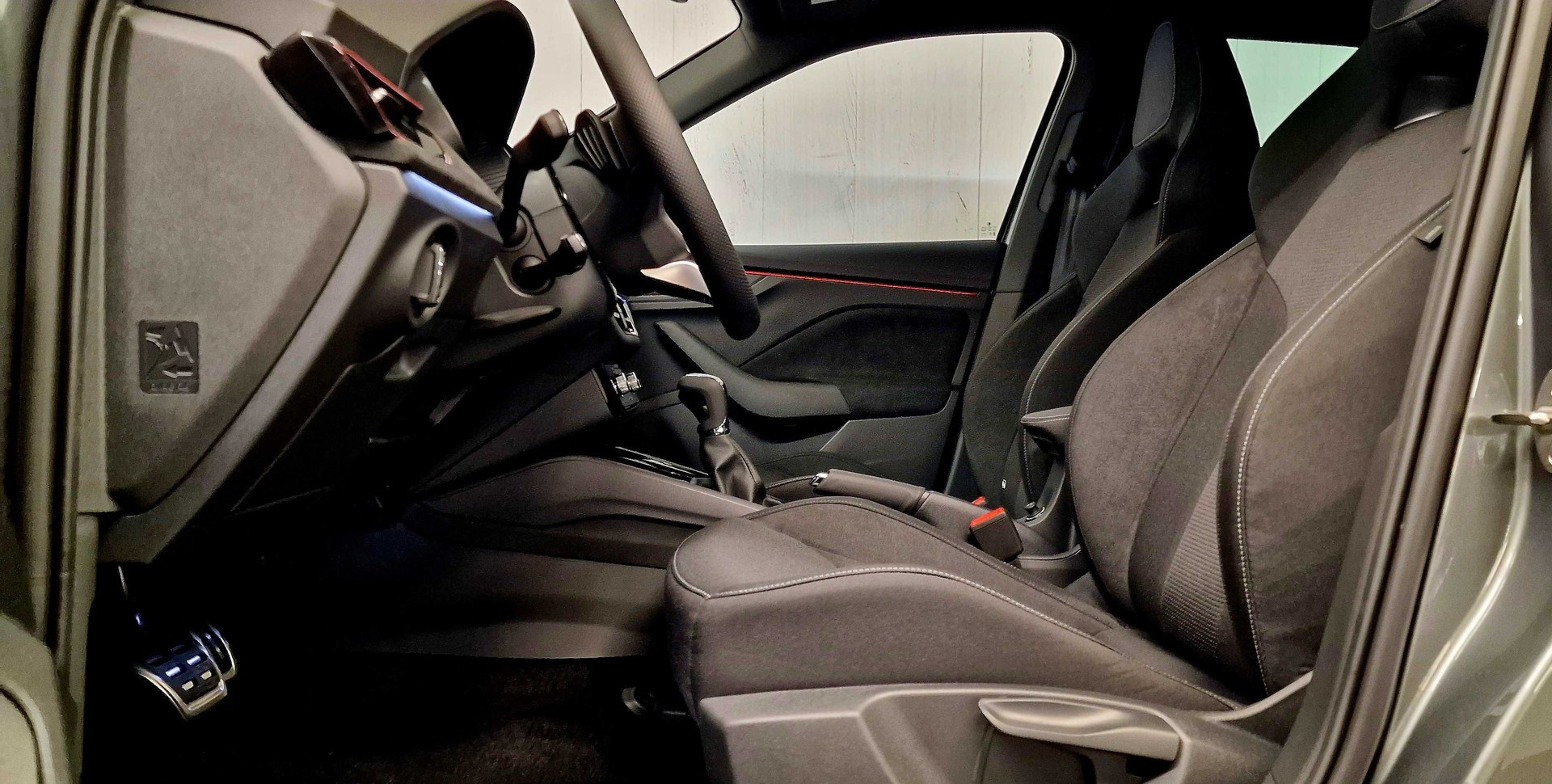 SKODA Kamiq 1.0 TSI Dynamic DSG-showroom-element-3