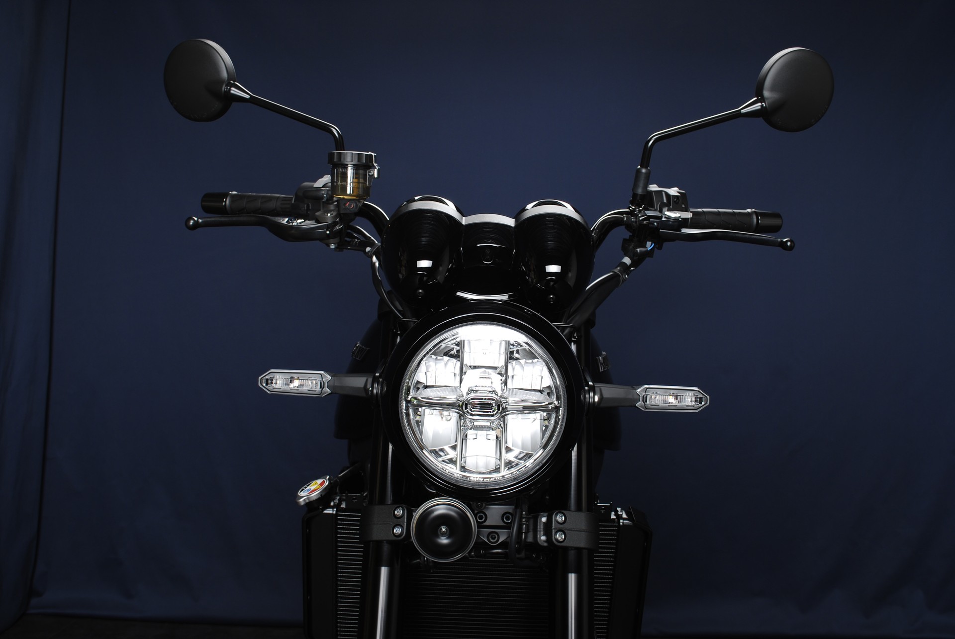 KAWASAKI Z 900 RS "Black Ball Edition" 70 kW (35 kW) MY26-image-8