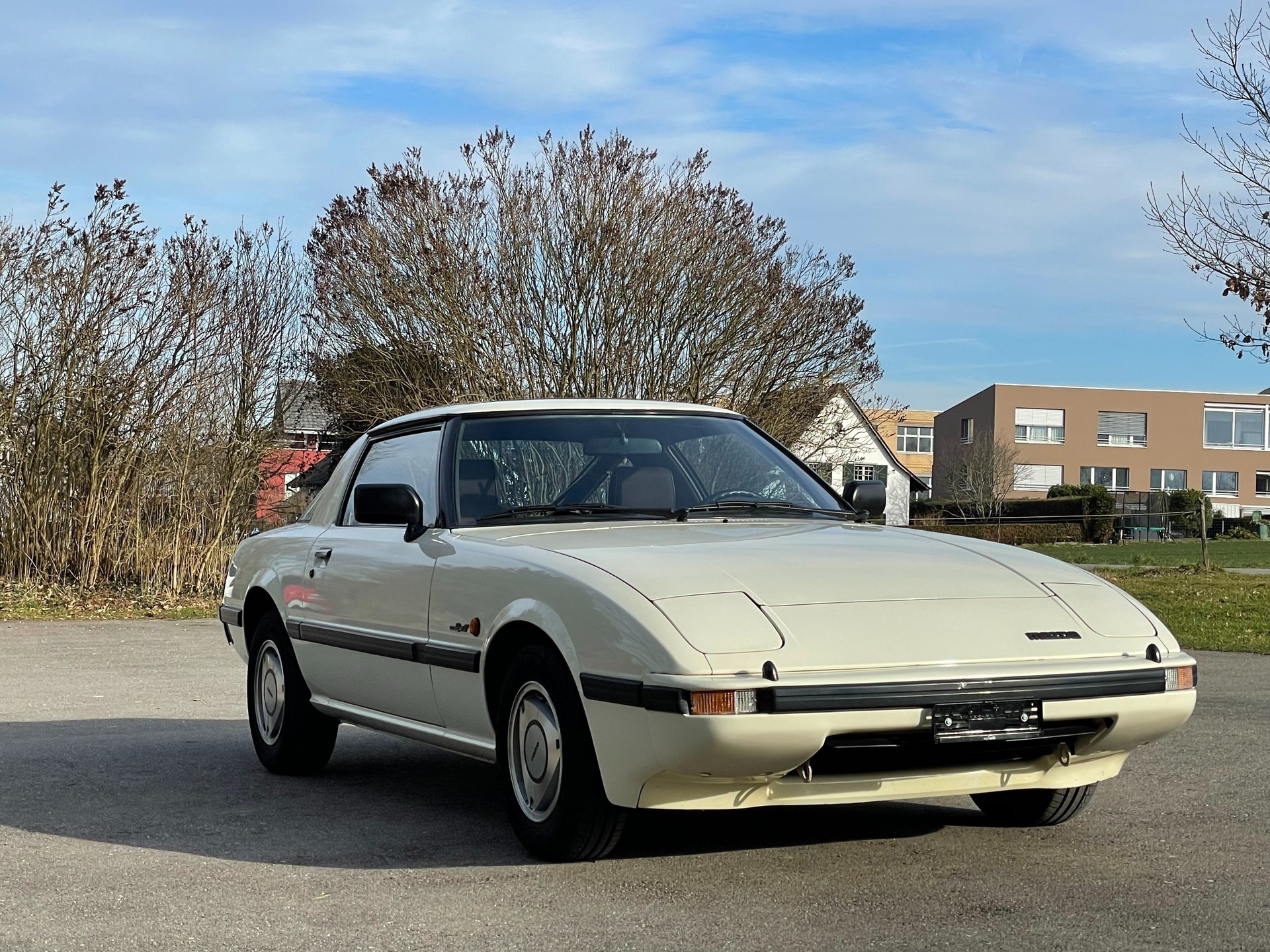 MAZDA RX-7 2.3, Veteranen-Fahrzeug, wird frisch geprüft-image-16