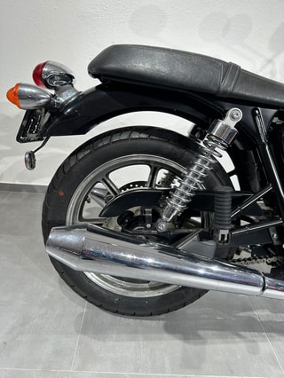 TRIUMPH Bonneville 900 i-image-15