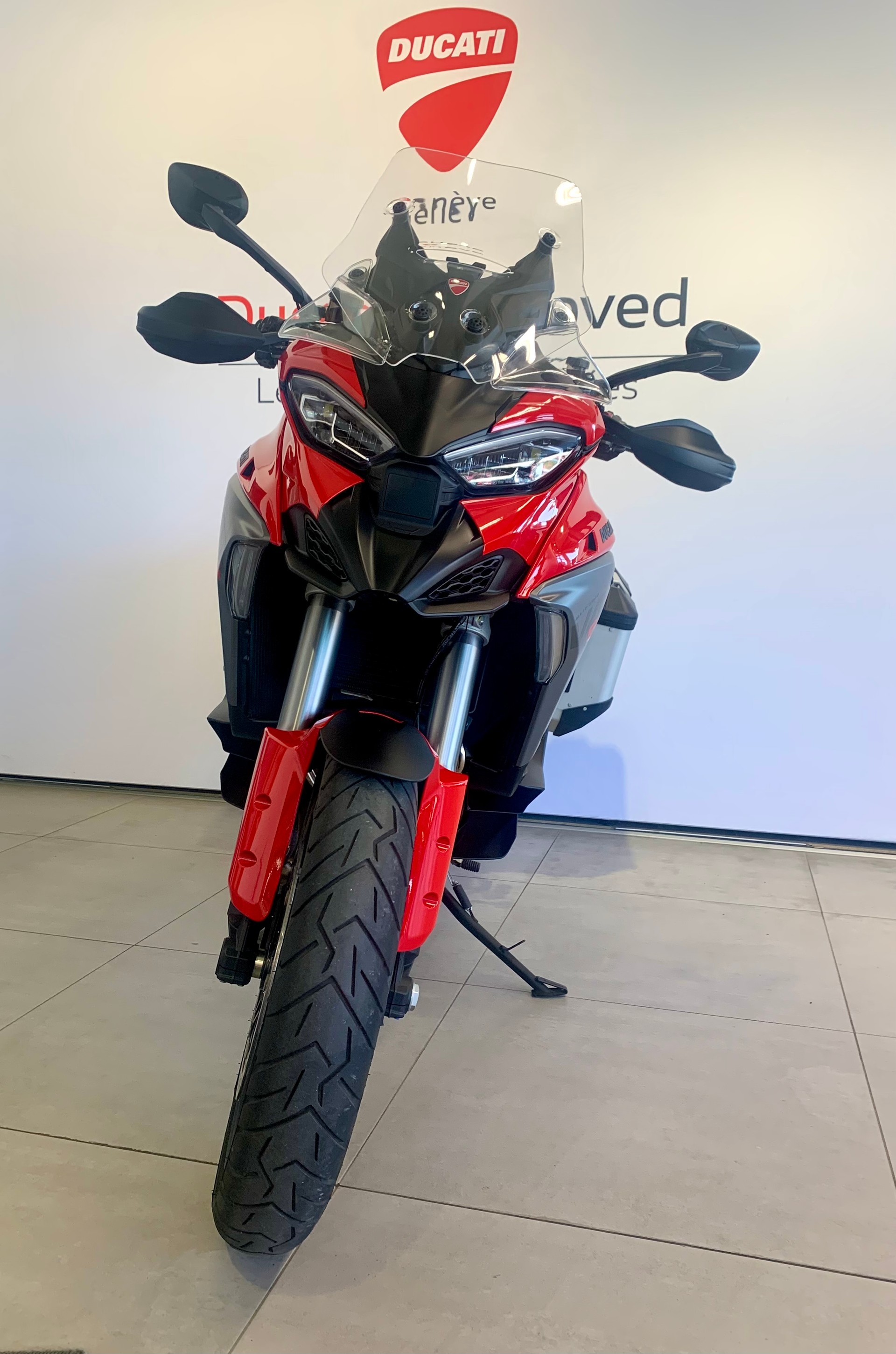 DUCATI Multistrada V4 S Adventure Travel + Radar-image-2
