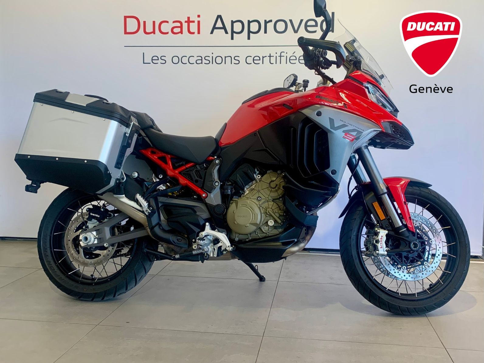 DUCATI Multistrada V4 S Adventure Travel + Radar-image-0