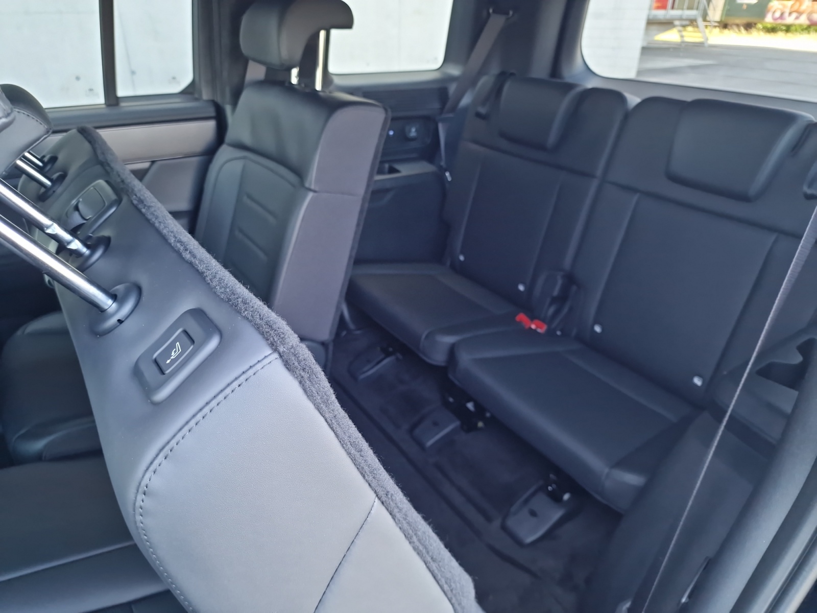 HYUNDAI Santa Fe 1.6 PHEV Calligraphy 4WD 288PS NEW MODEL 7-Sitzer-image-29