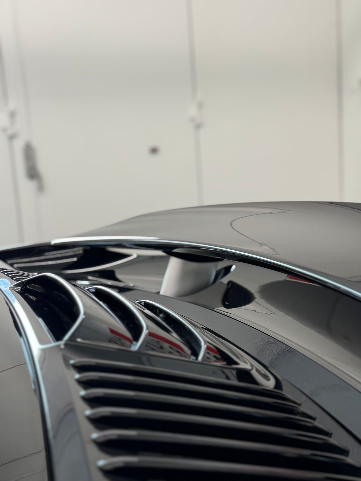 PORSCHE 911 Turbo S Cabrio PDK-image-19