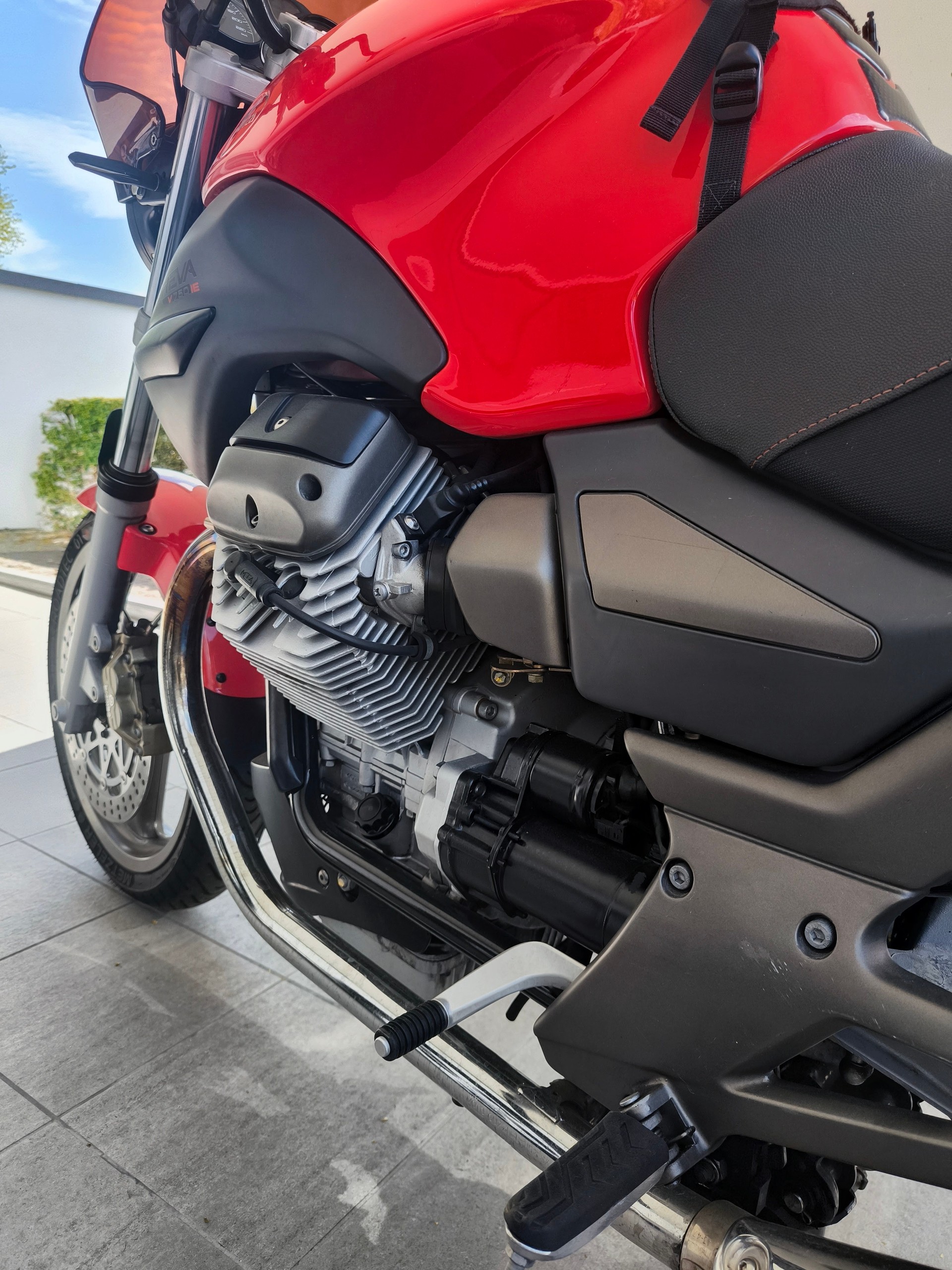 MOTO GUZZI Breva 750-image-6