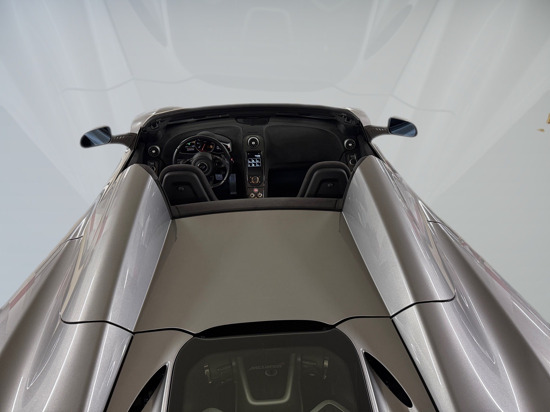 McLAREN 650S Spider 3.8 V8 SSG FULL CARBON-image-9