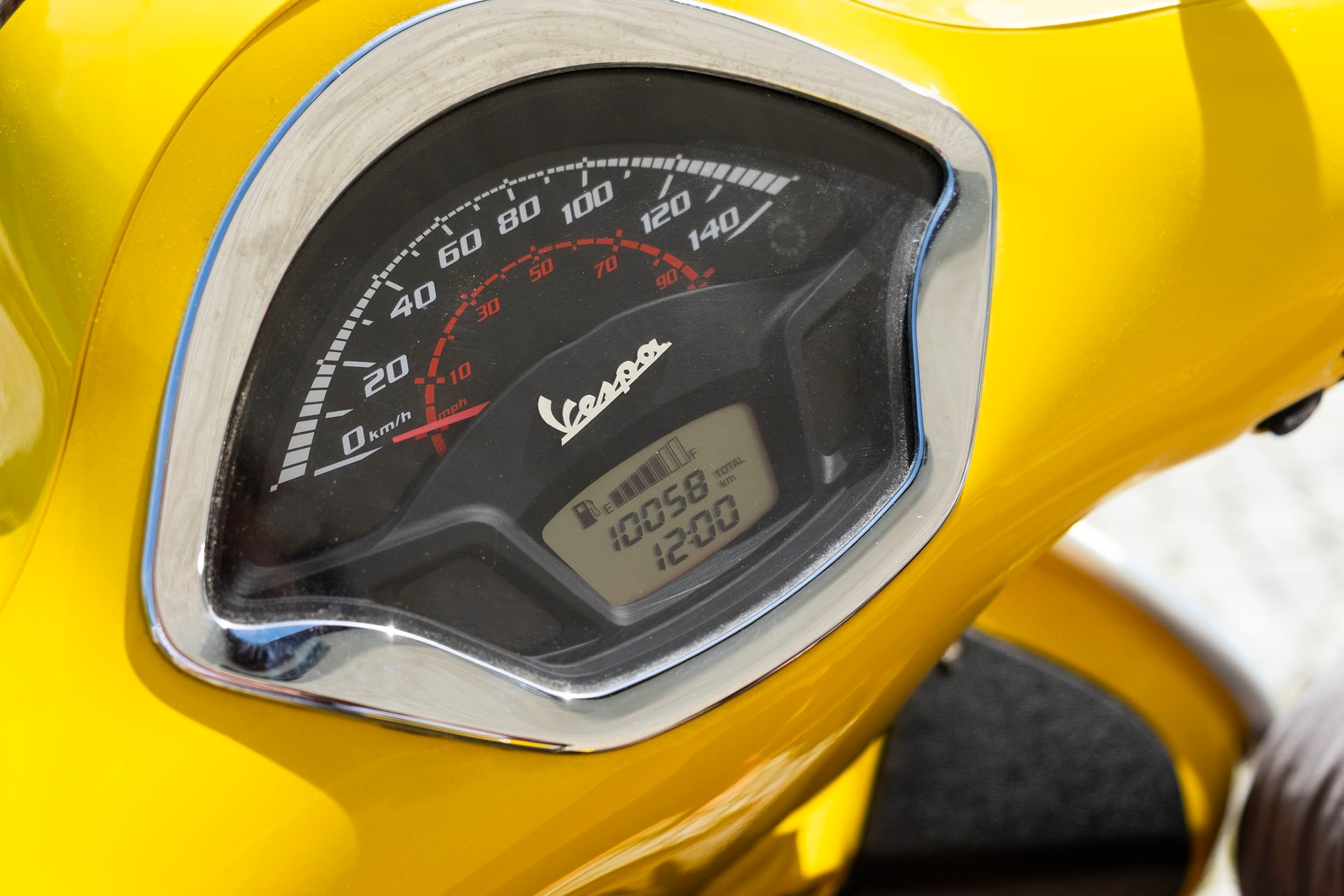 PIAGGIO Vespa GTS 125 i.e ABS-image-4