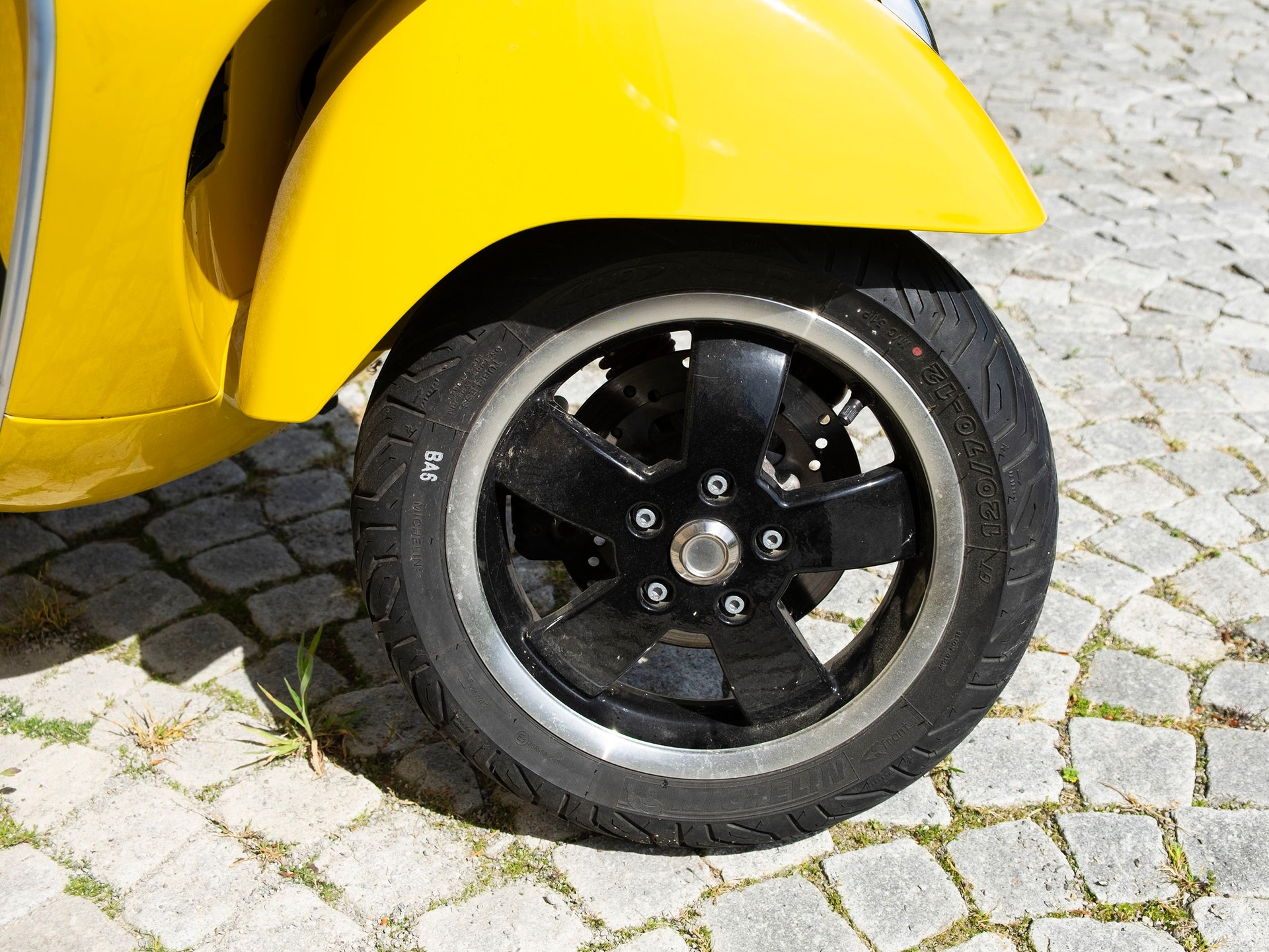PIAGGIO Vespa GTS 125 i.e ABS-image-6