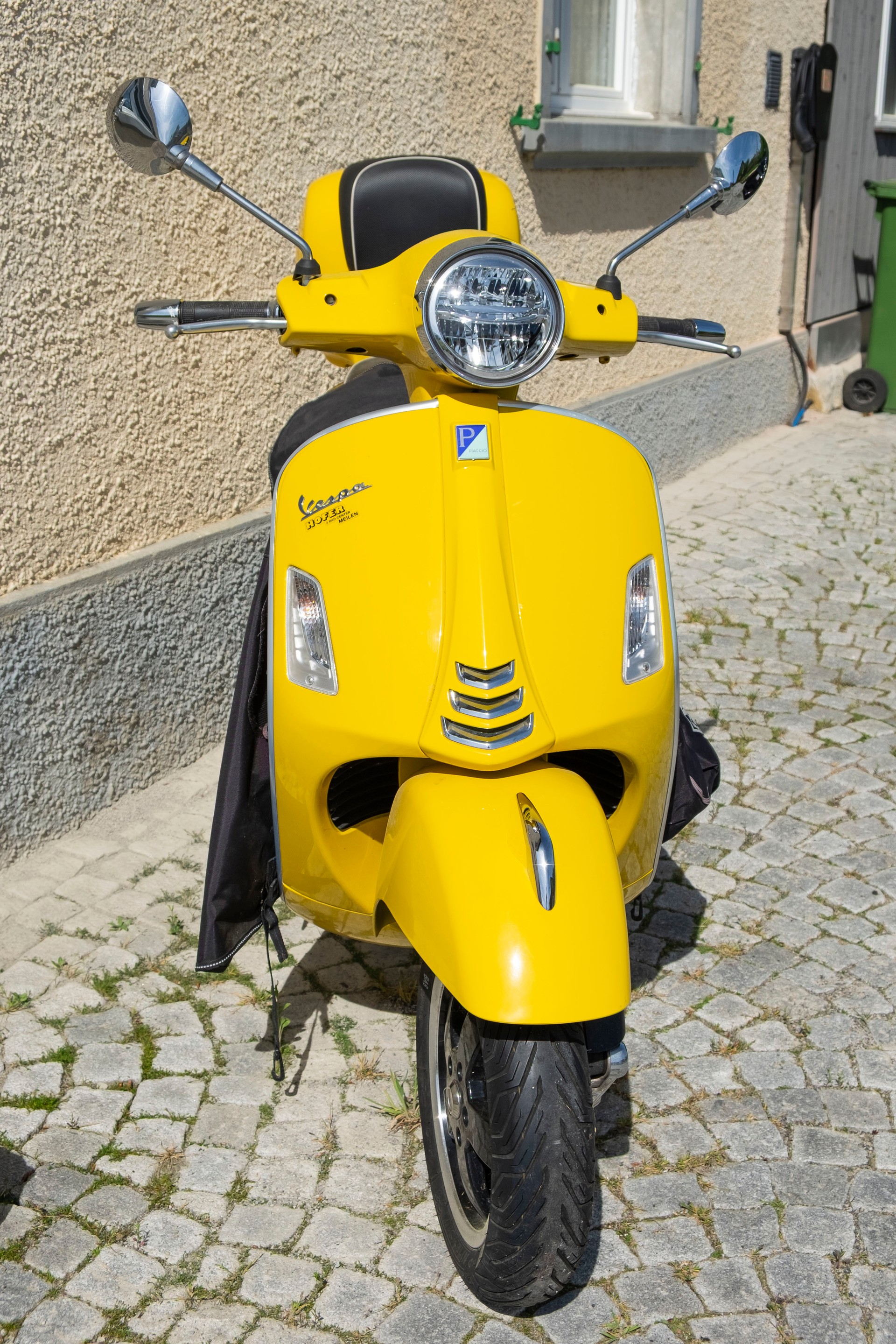 PIAGGIO Vespa GTS 125 i.e ABS-image-2