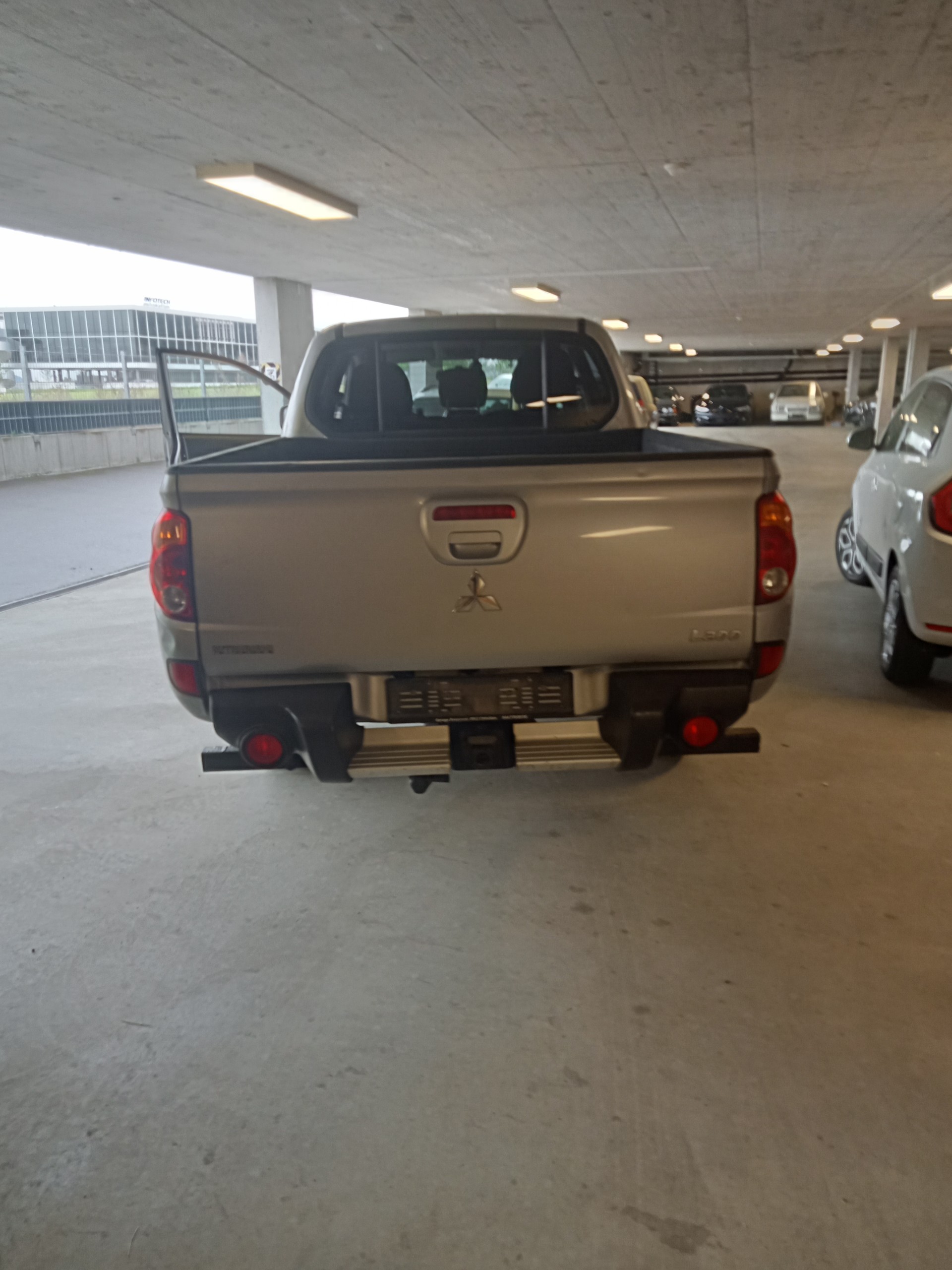 MITSUBISHI L 200 2.5-image-3