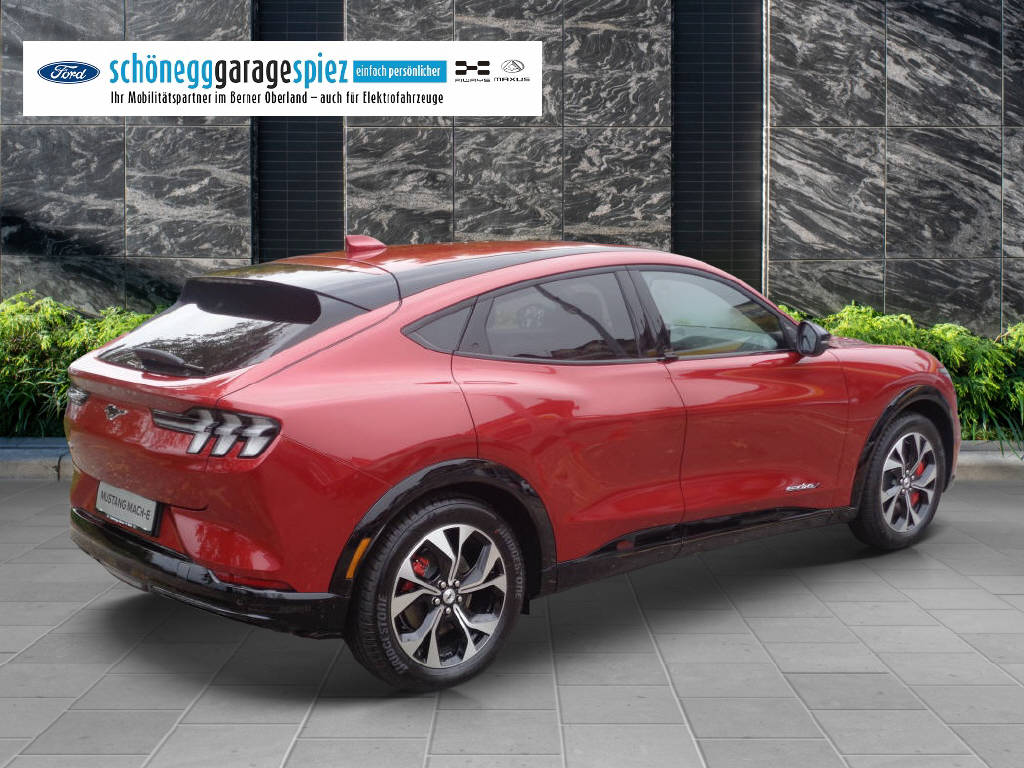 FORD Mustang Mach-E Extended AWD-image-5