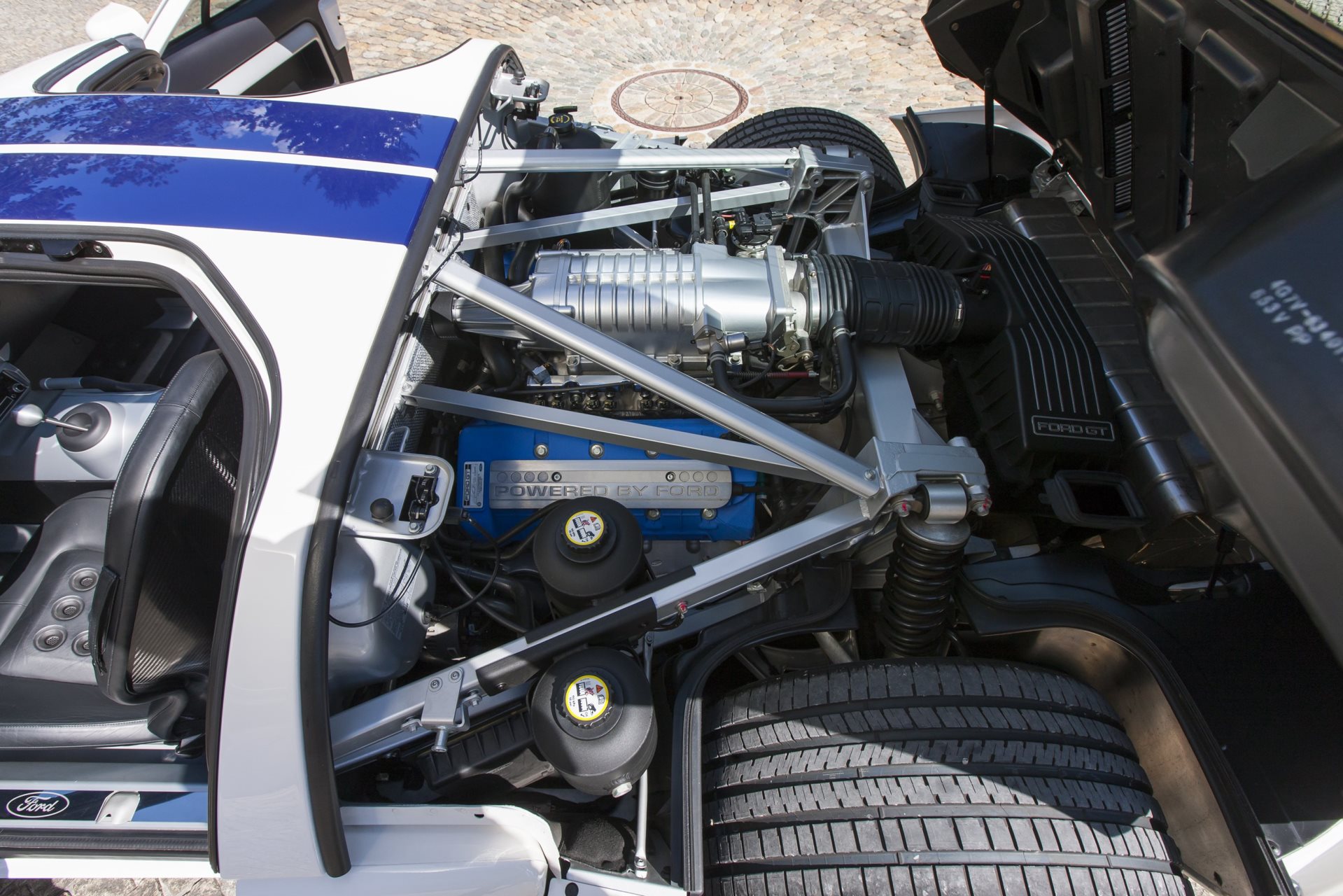 FORD GT-image-13