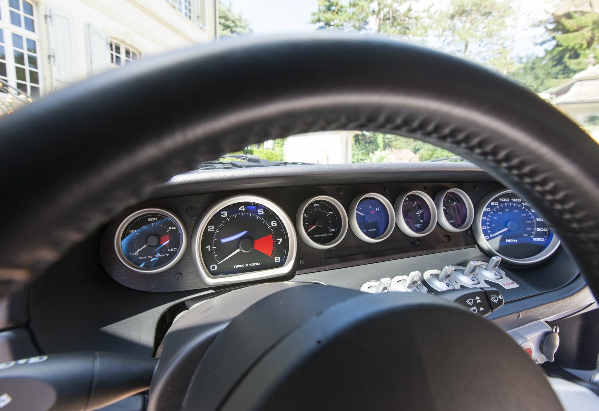 FORD GT-image-9