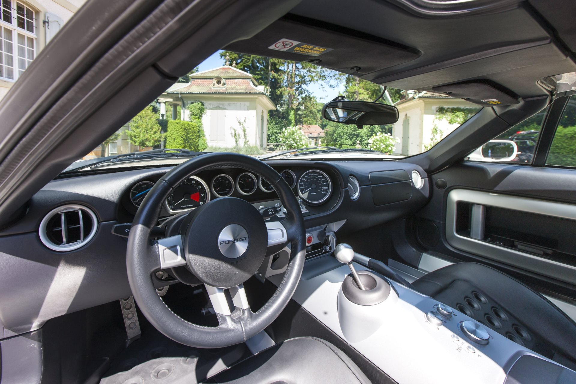 FORD GT-image-6
