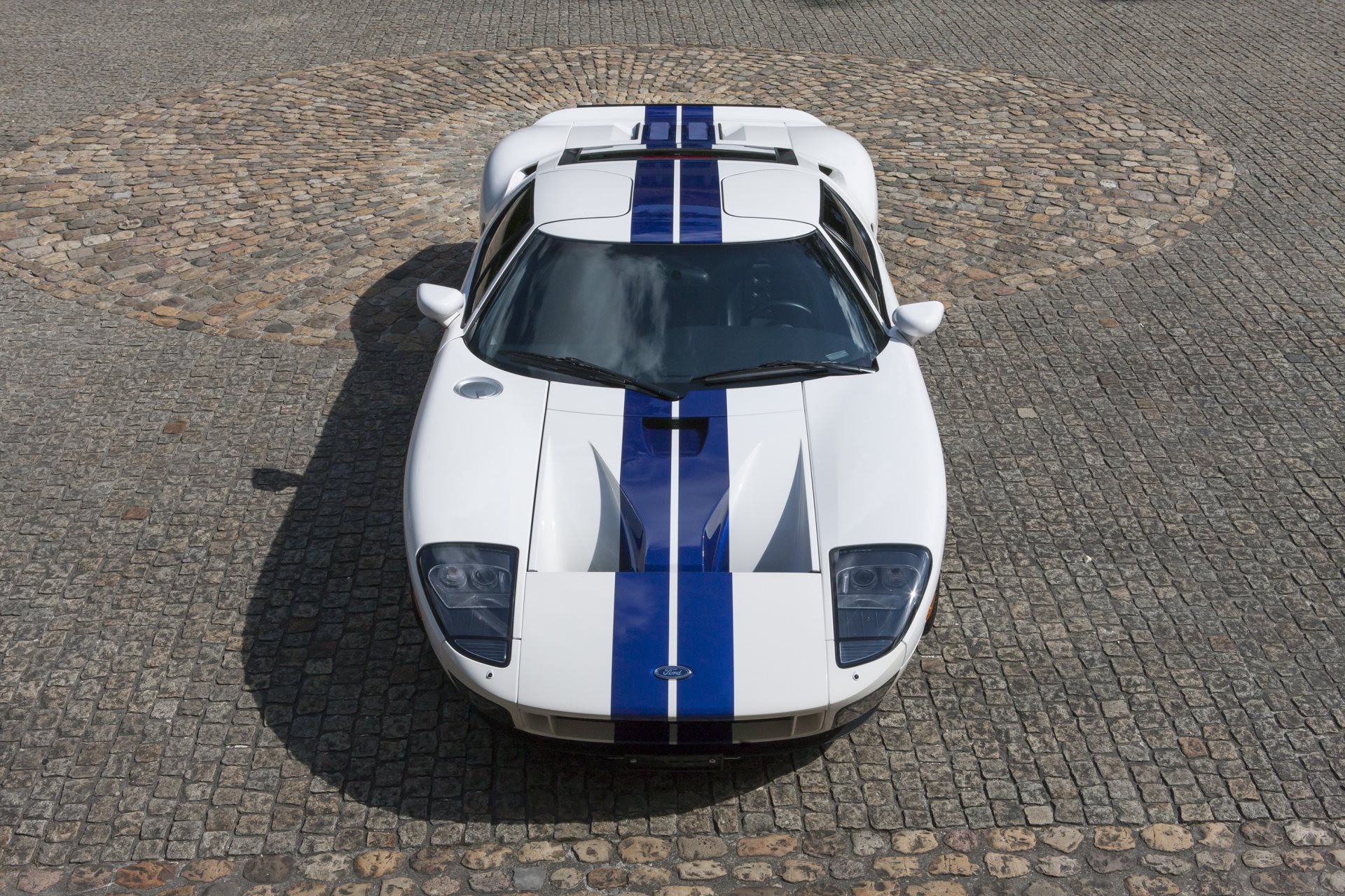 FORD GT-image-5