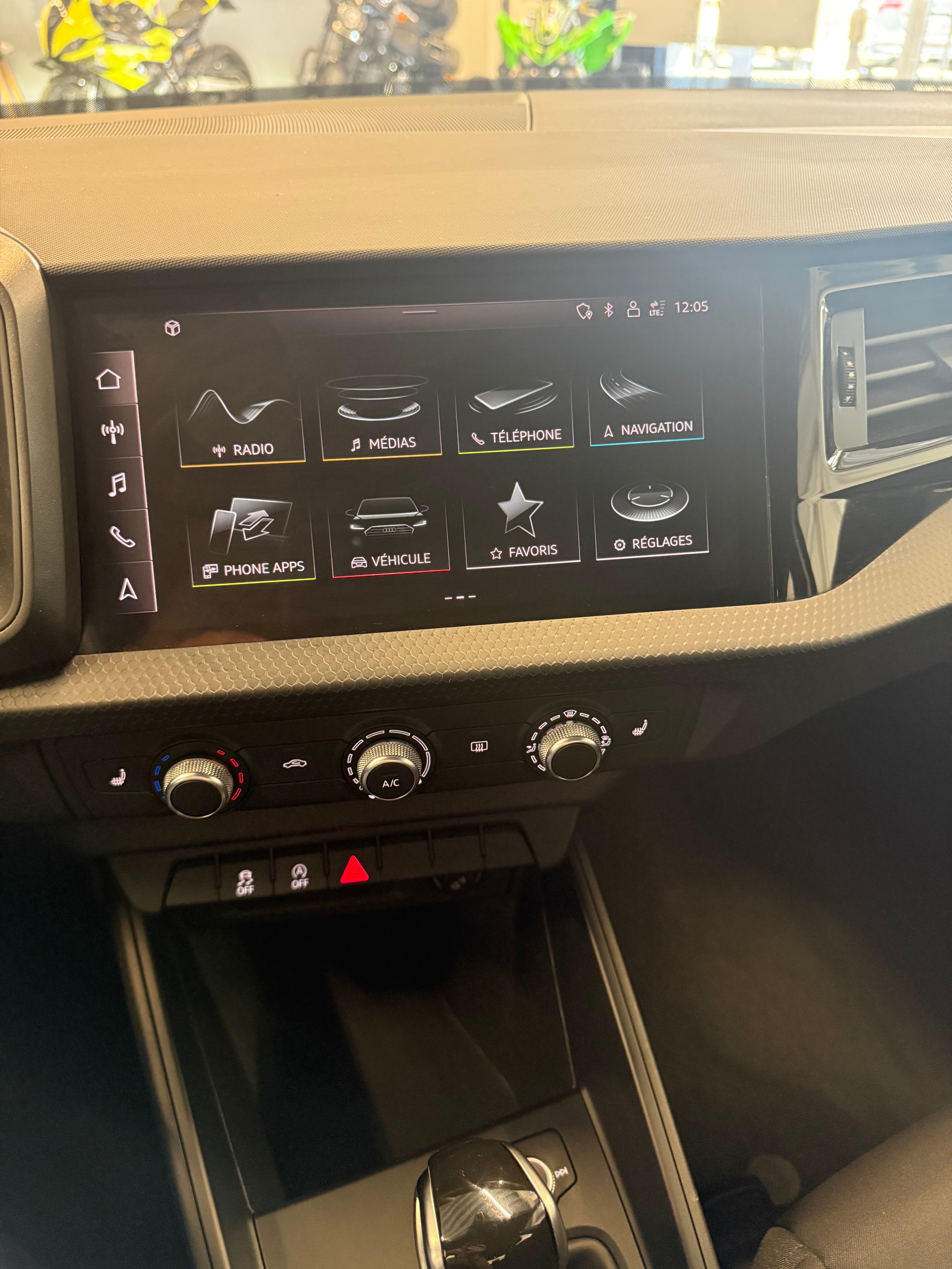 AUDI A1 Sportback 30 TFSI Attraction S-tronic-image-16