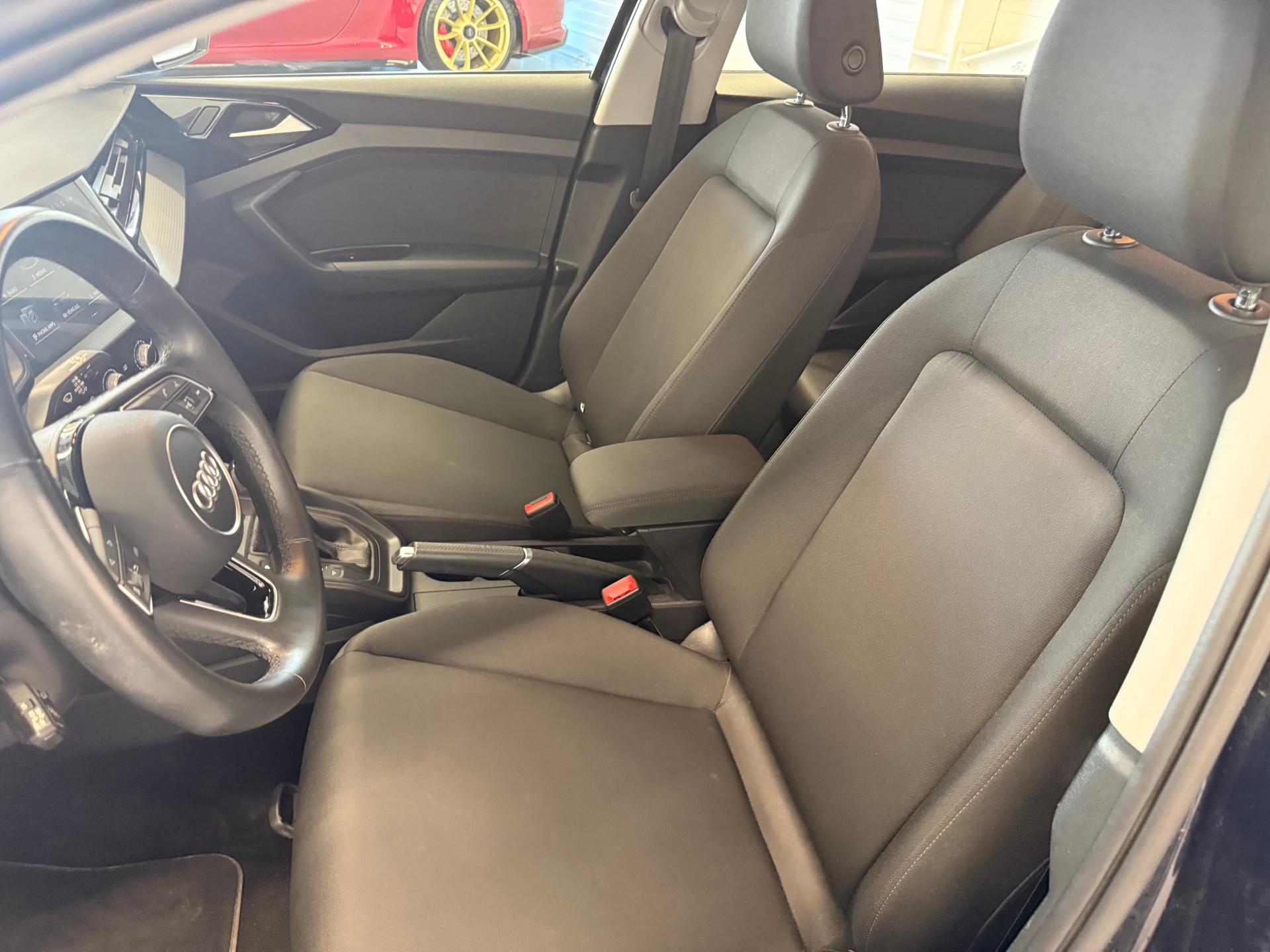 AUDI A1 Sportback 30 TFSI Attraction S-tronic-image-11