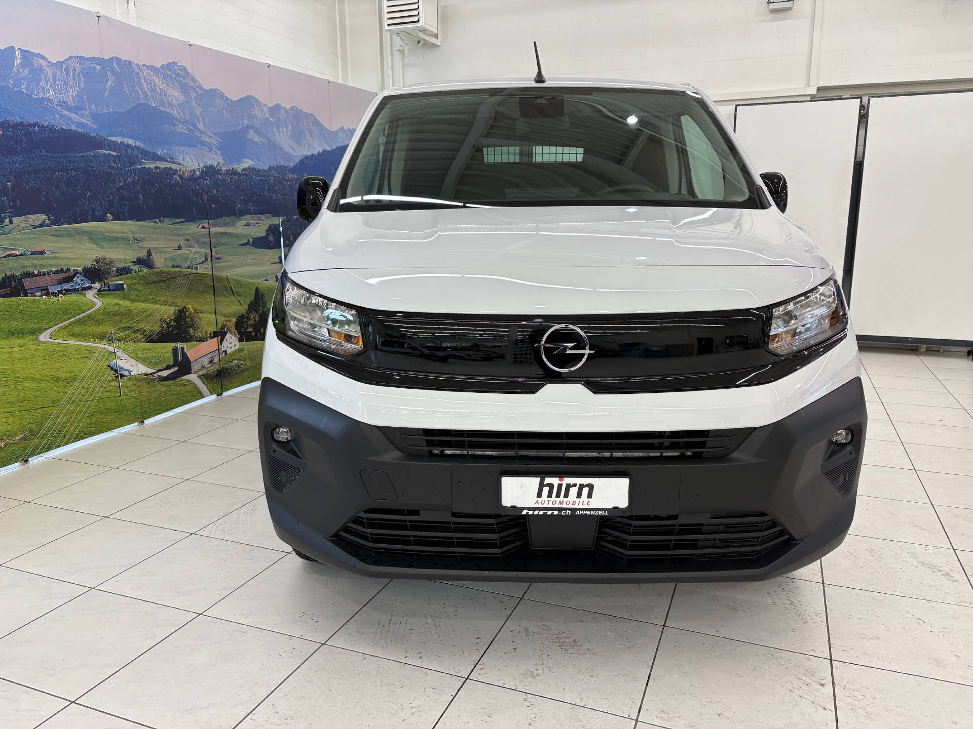 OPEL Combo Cargo 2.4 t 1.5 D S/S 4x4-image-1