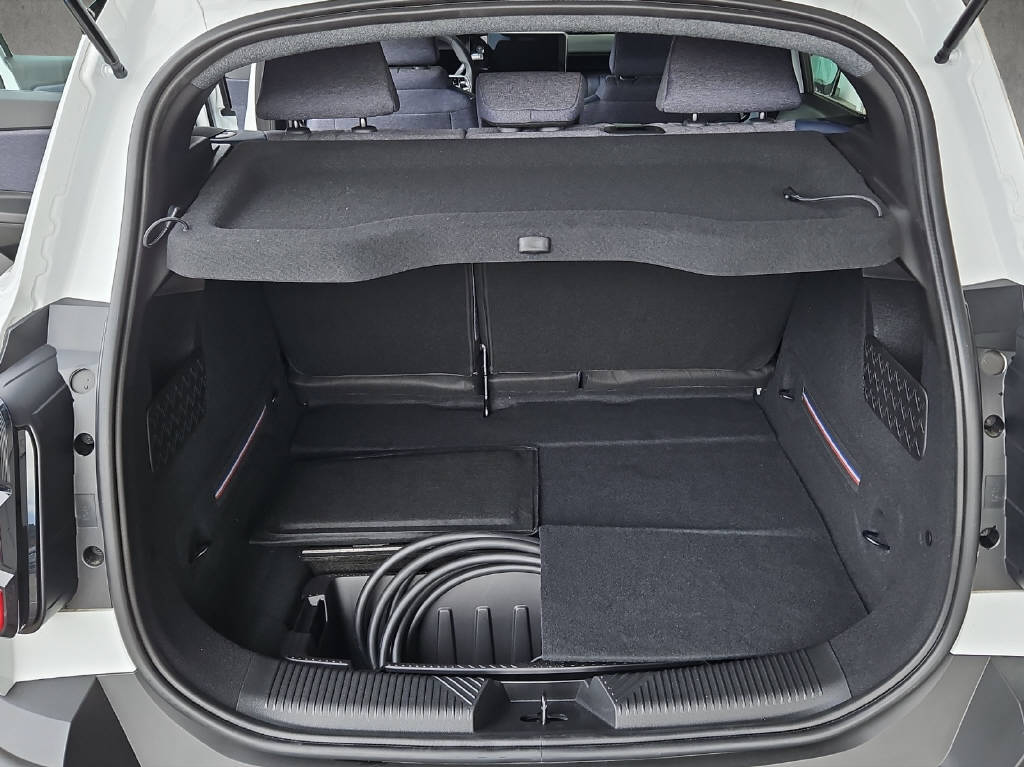 RENAULT 4 E-Tech Comfort Range techno-image-8