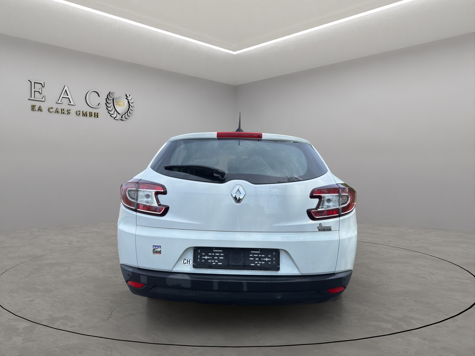 RENAULT Mégane Grandtour 2.0 16V Dynamique CVT-showroom-element-3