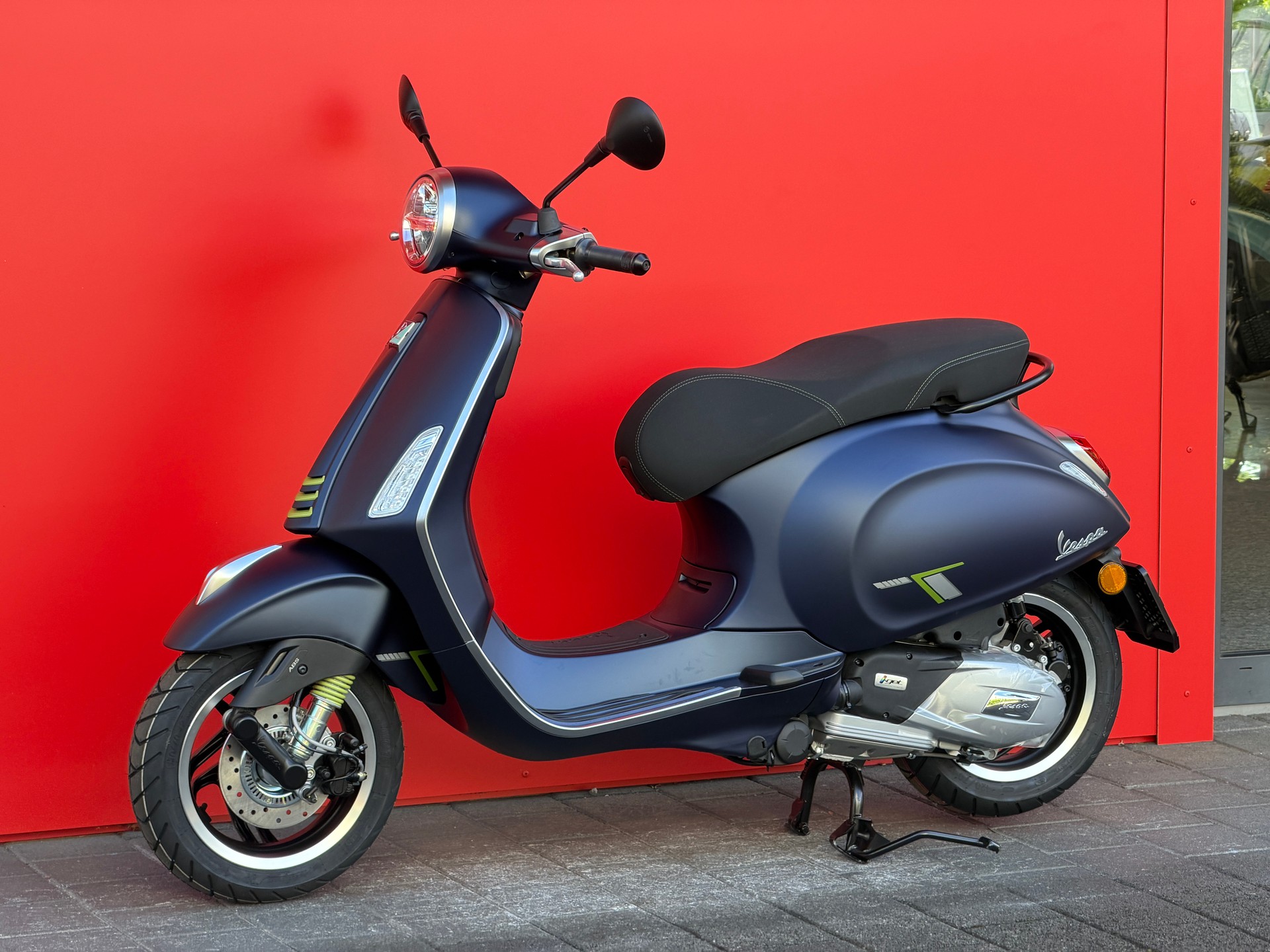 PIAGGIO Vespa 125 Primavera Tech MY26-image-5