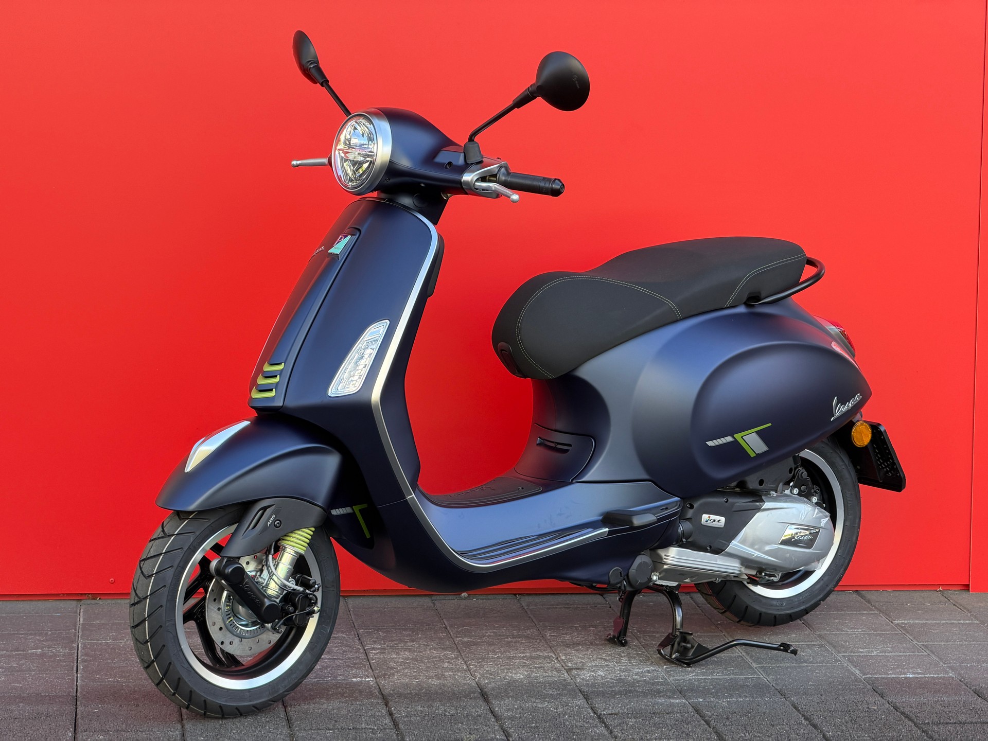 PIAGGIO Vespa 125 Primavera Tech MY26-image-3