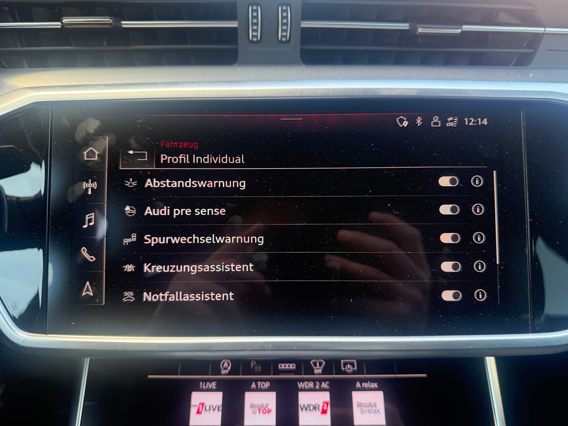 AUDI A6 Avant 2.0 45 TFSI Sport quattro S-Tronic-image-19