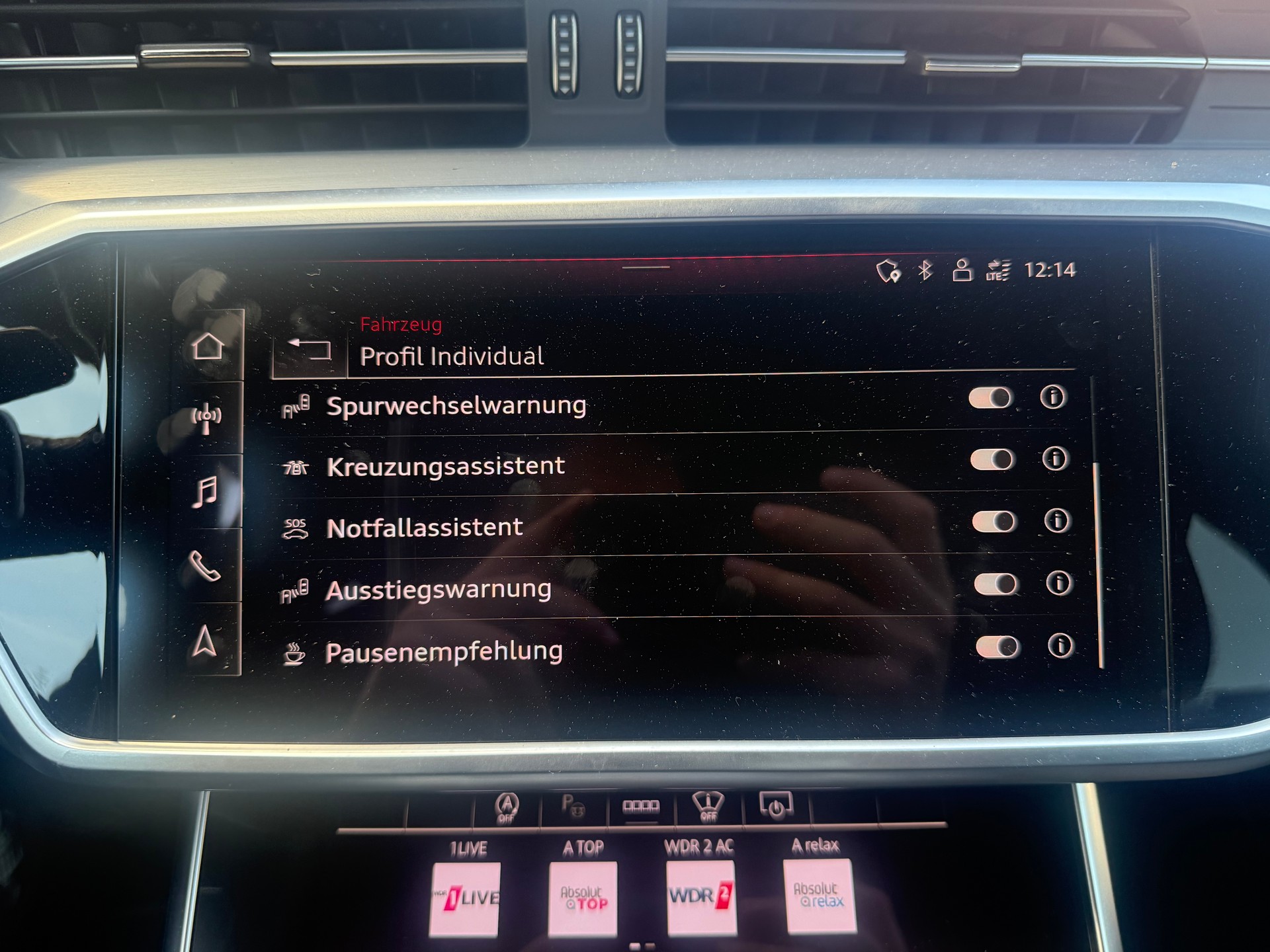 AUDI A6 Avant 2.0 45 TFSI Sport quattro S-Tronic-image-20