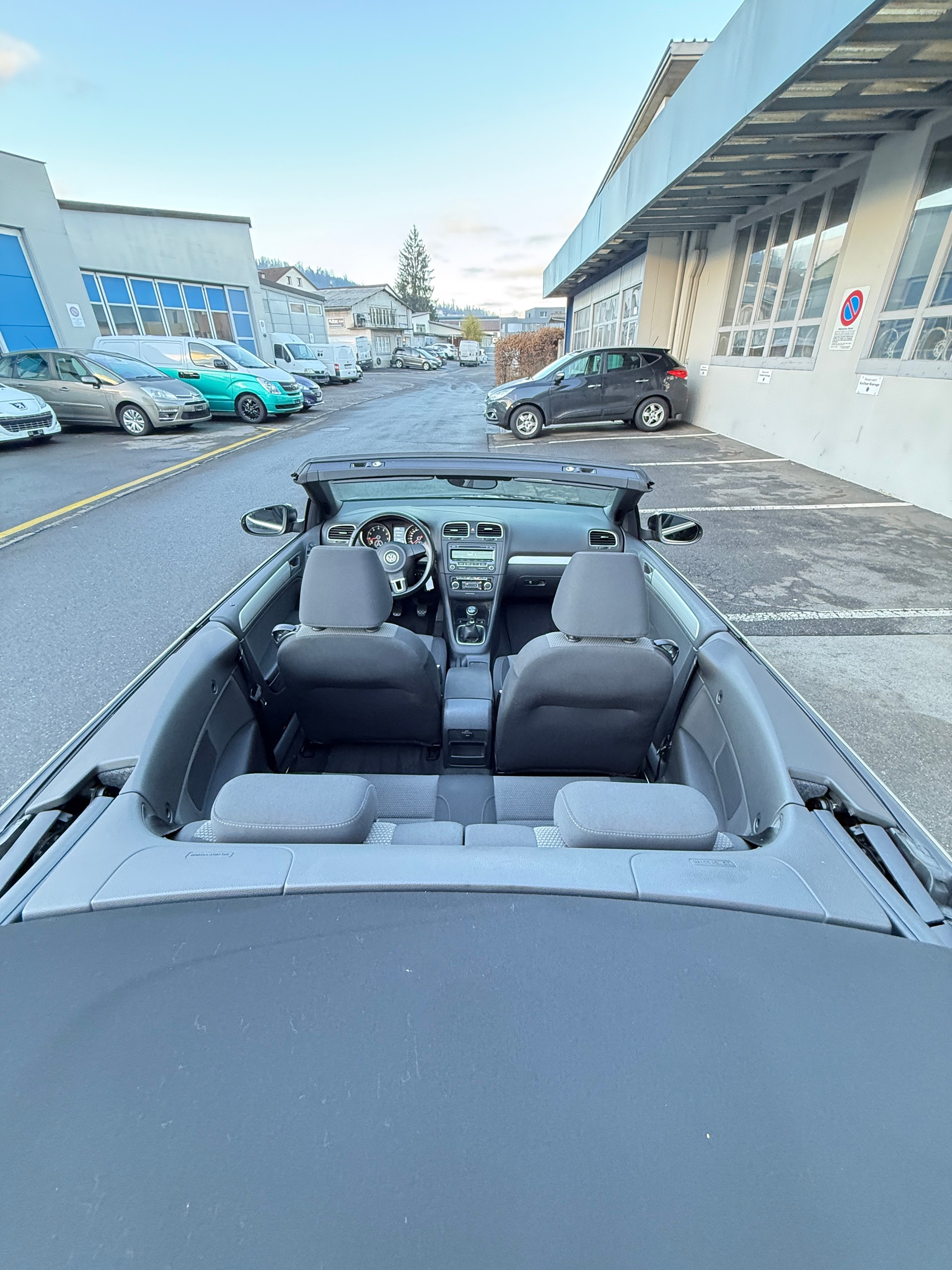 VW Golf Cabrio 1.2 TSI BlueMotion Technology-image-11