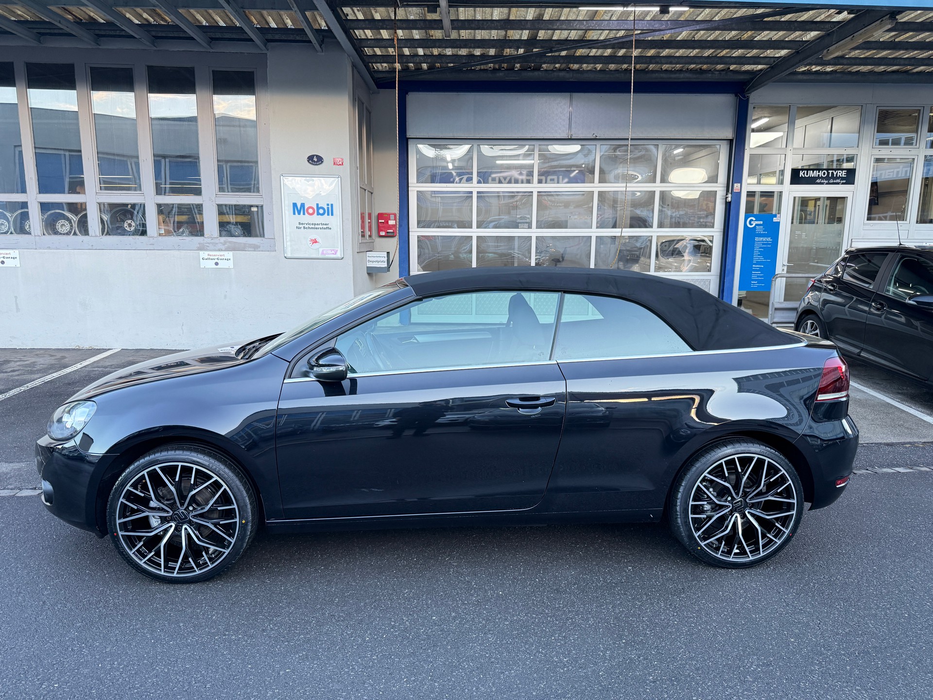 VW Golf Cabrio 1.2 TSI BlueMotion Technology-image-1