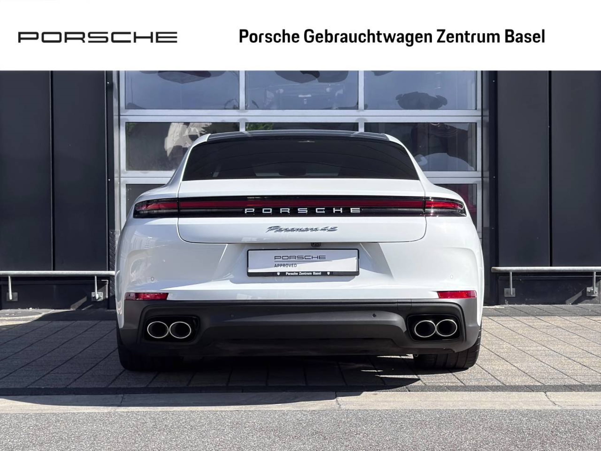 PORSCHE Panamera 4S E-Hybrid-image-7