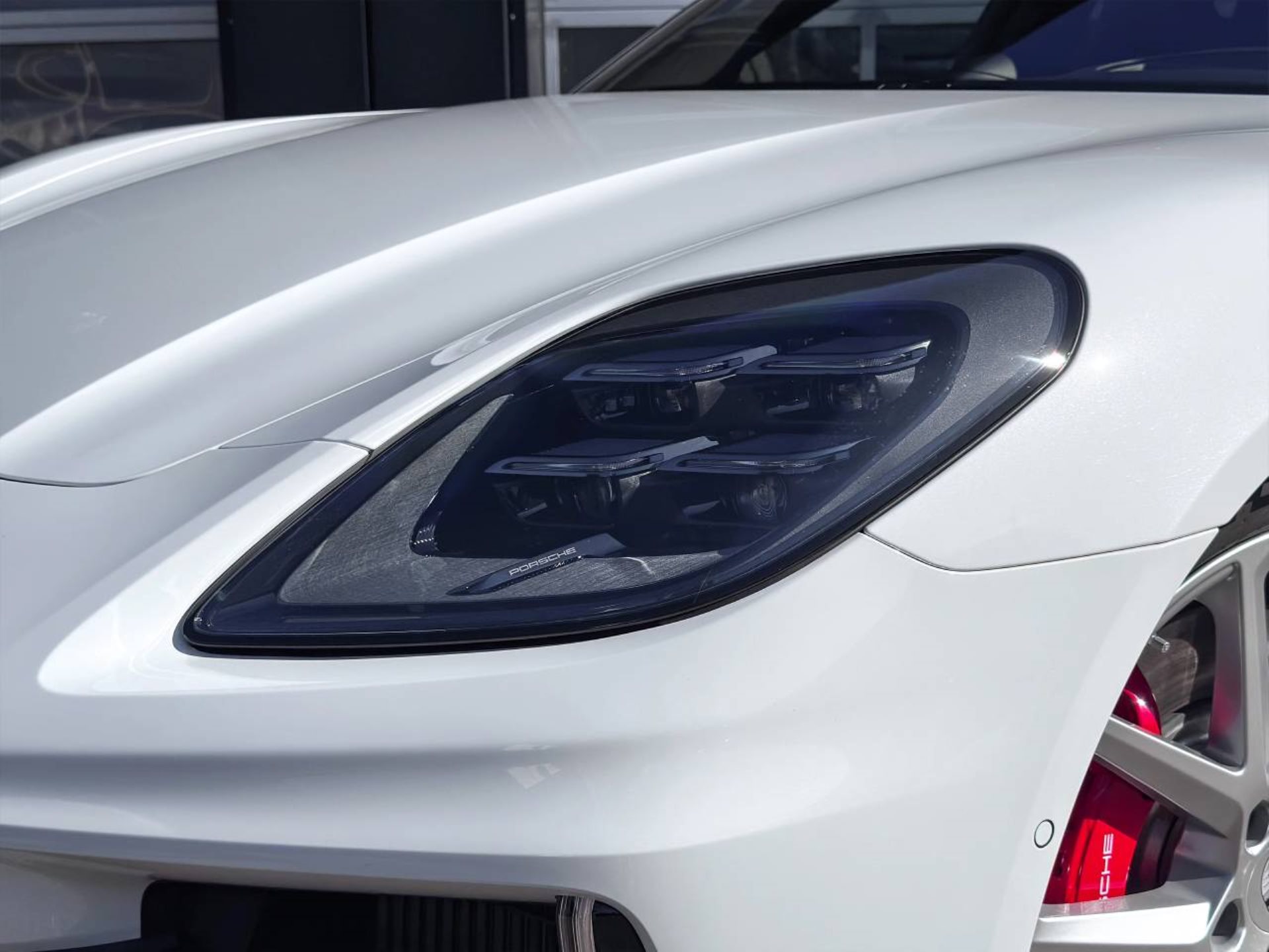 PORSCHE Panamera 4S E-Hybrid-image-12