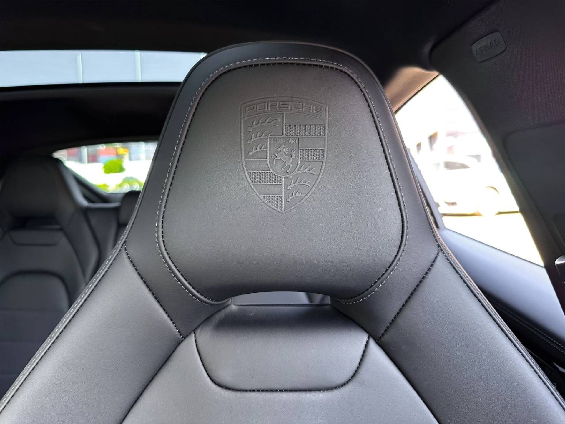 PORSCHE Panamera 4S E-Hybrid-image-25