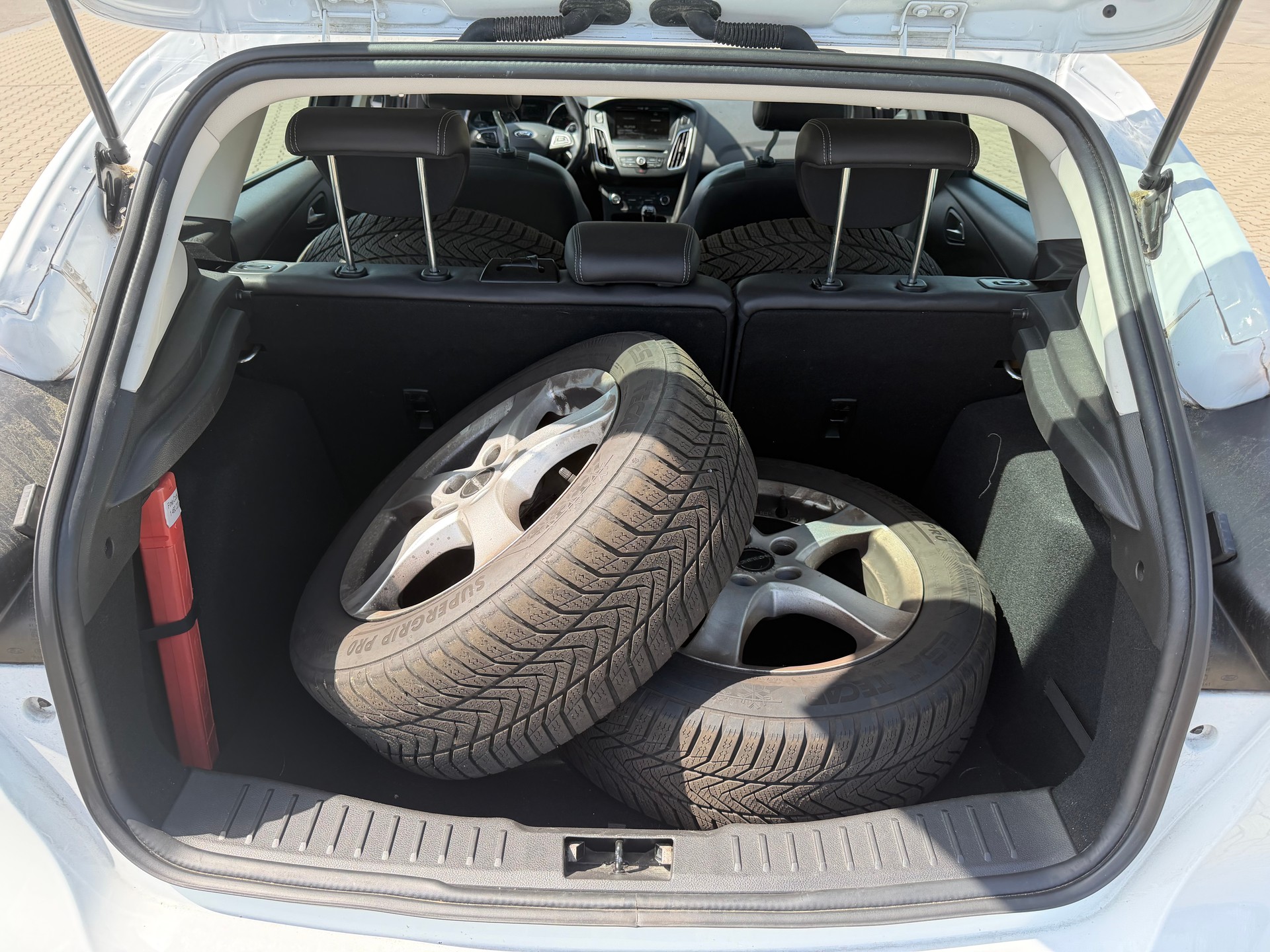 FORD Focus 1.5 SCTi Carving-image-5