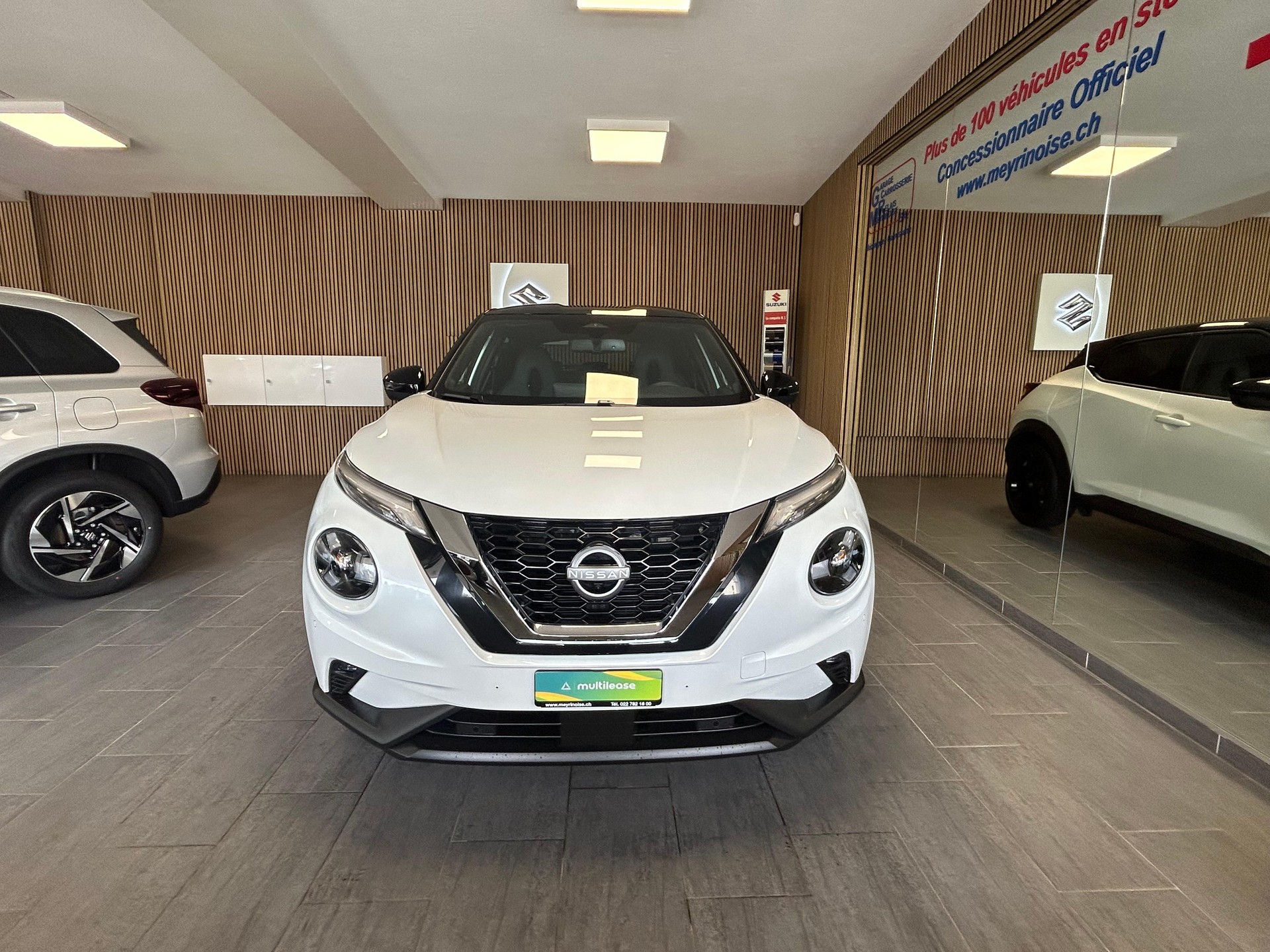 NISSAN Juke 1.0 DIG-T Tekna-image-2