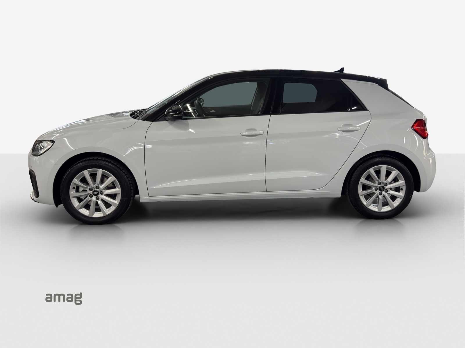 AUDI A1 Sportback 30 TFSI S Line Attraction S-tronic-showroom-element-1